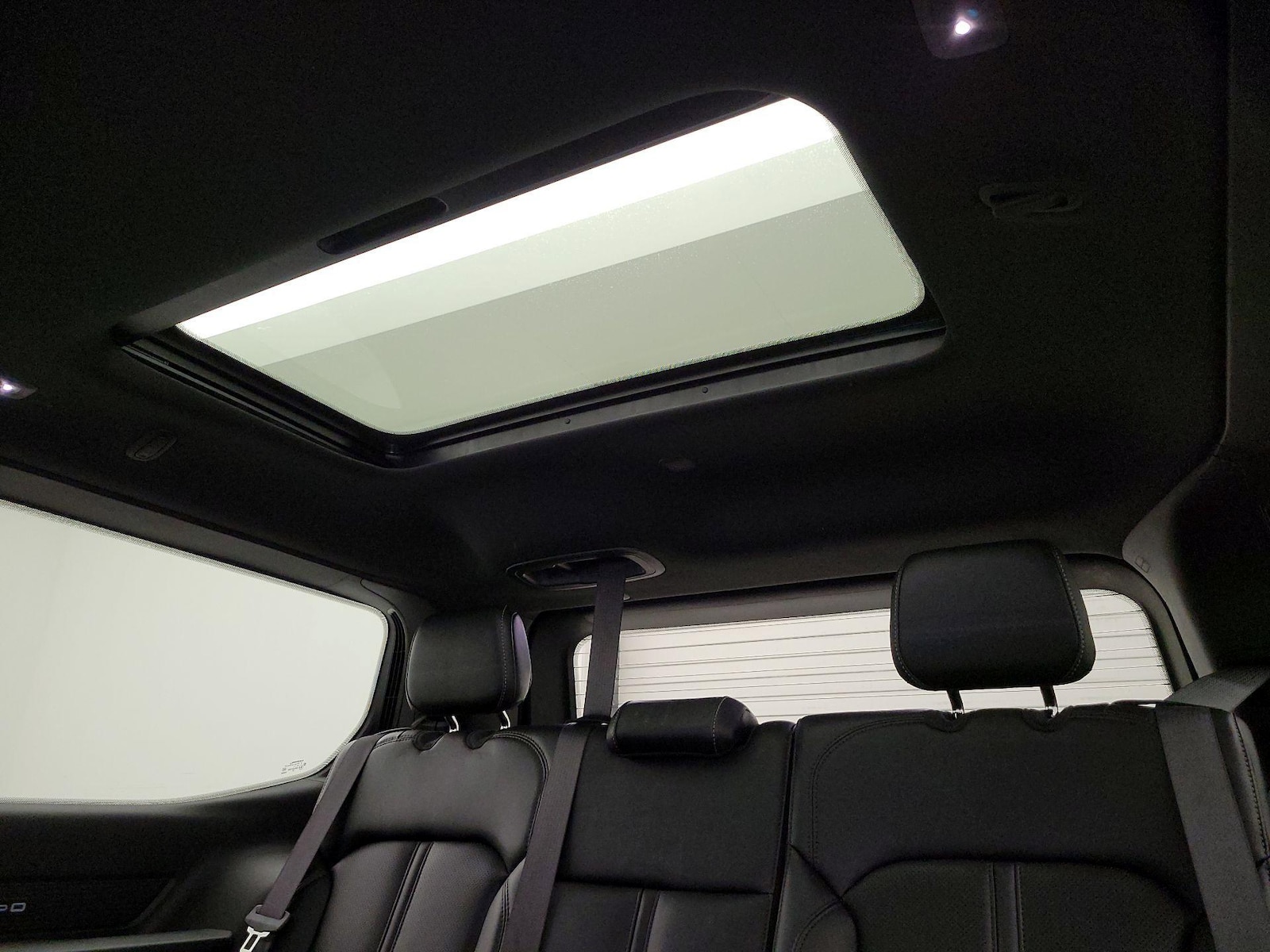2022 Jeep Wagoneer Series III - Photo 27