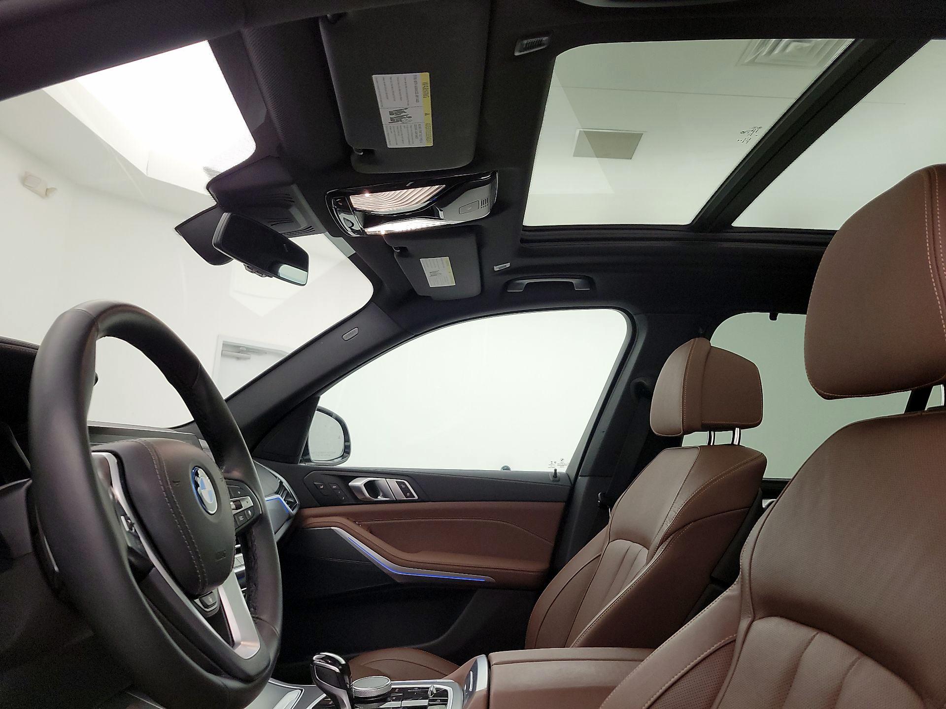 Thumbnail: 2022 BMW X5 - 20