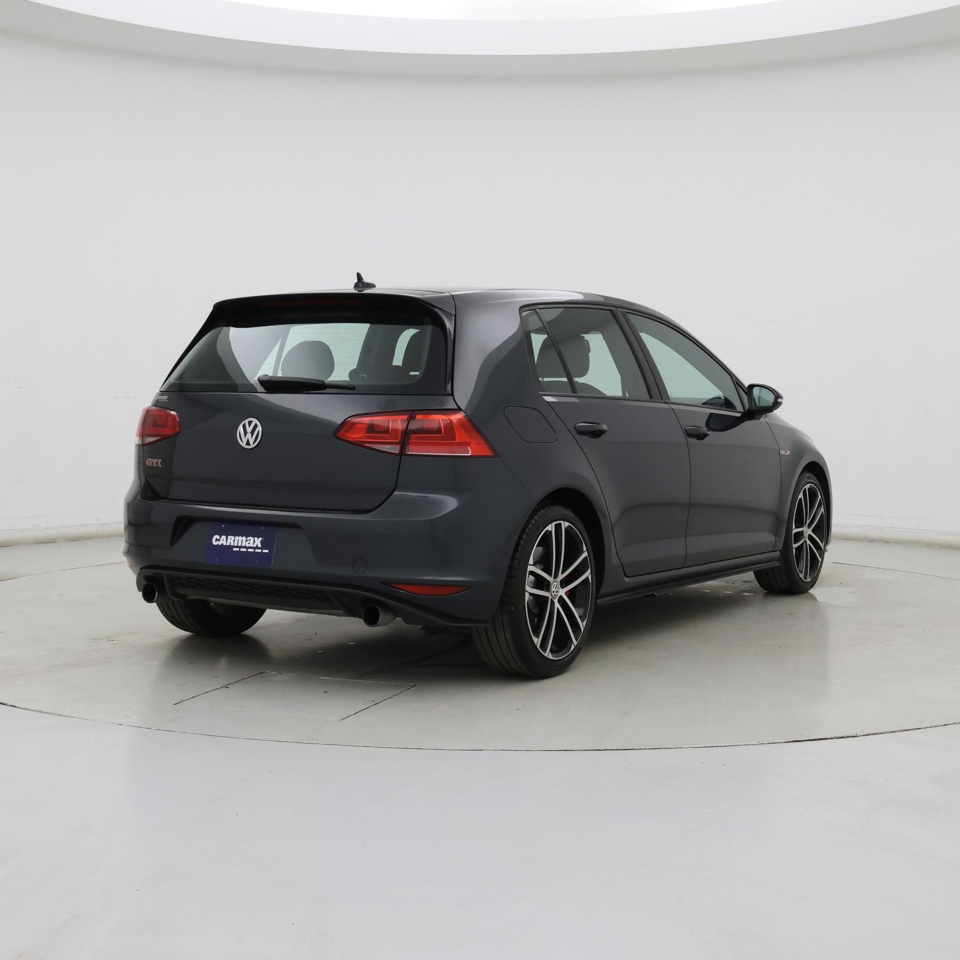 Thumbnail: 2017 Volkswagen Golf - 8