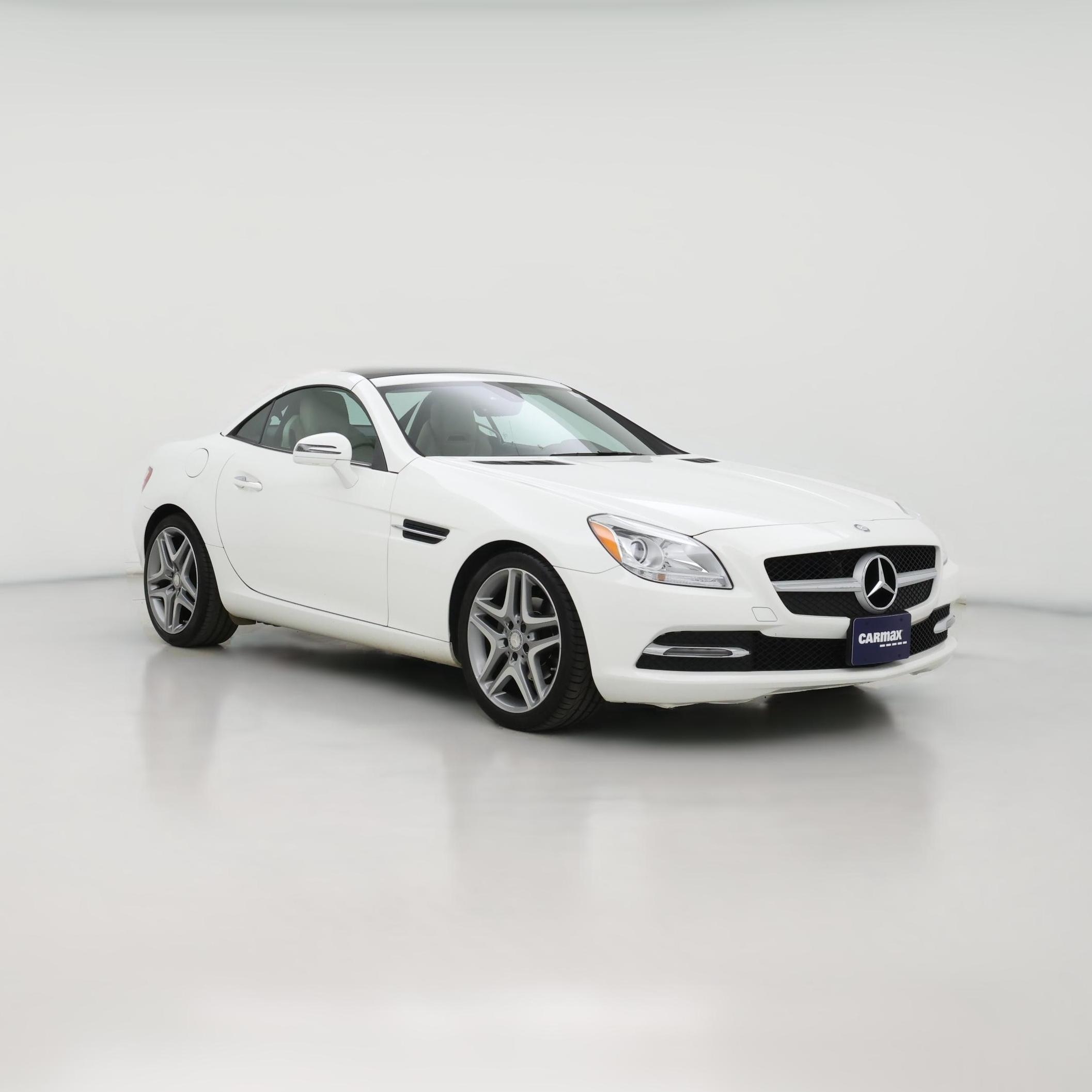 Thumbnail: 2015 Mercedes-Benz SLK - 1