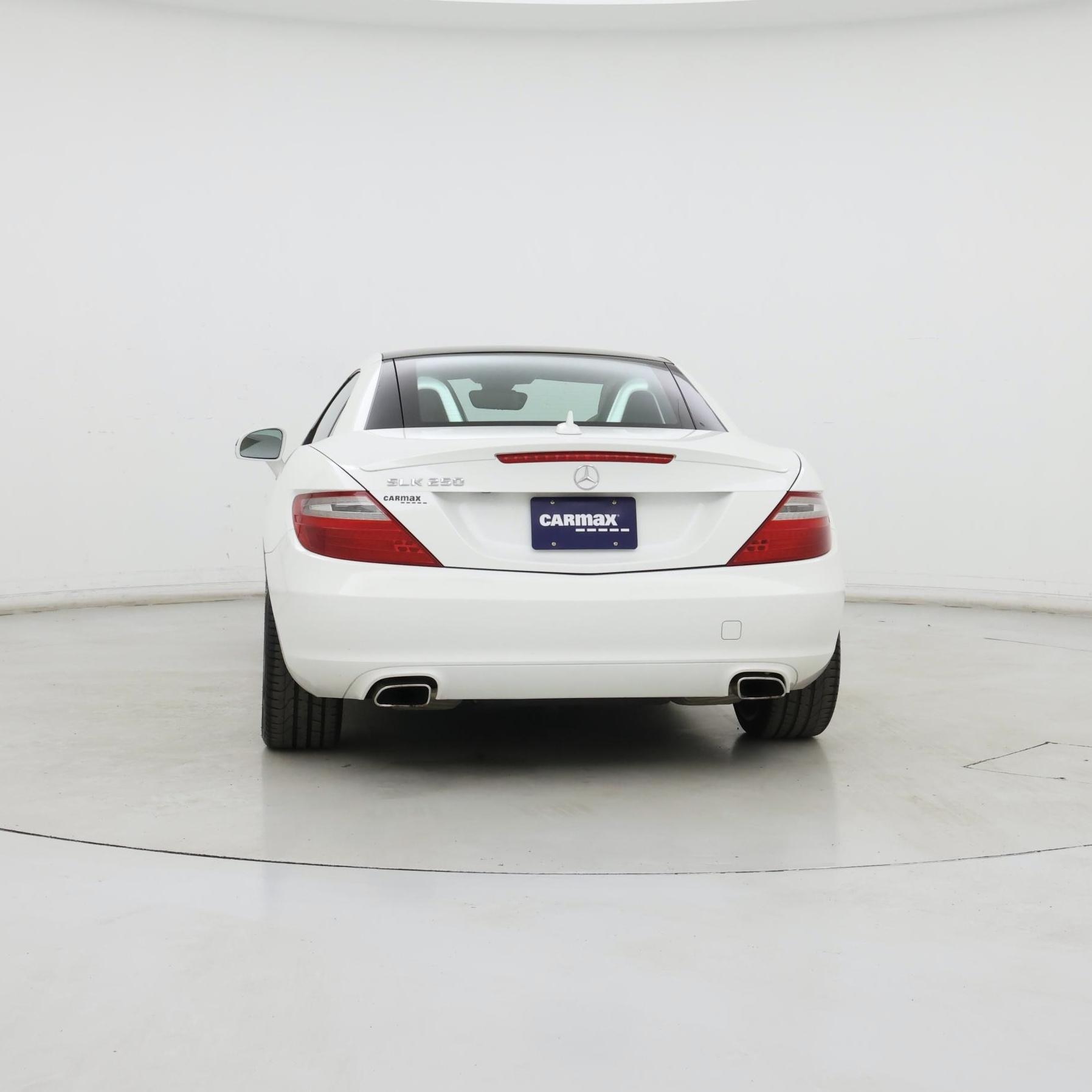 Thumbnail: 2015 Mercedes-Benz SLK - 6