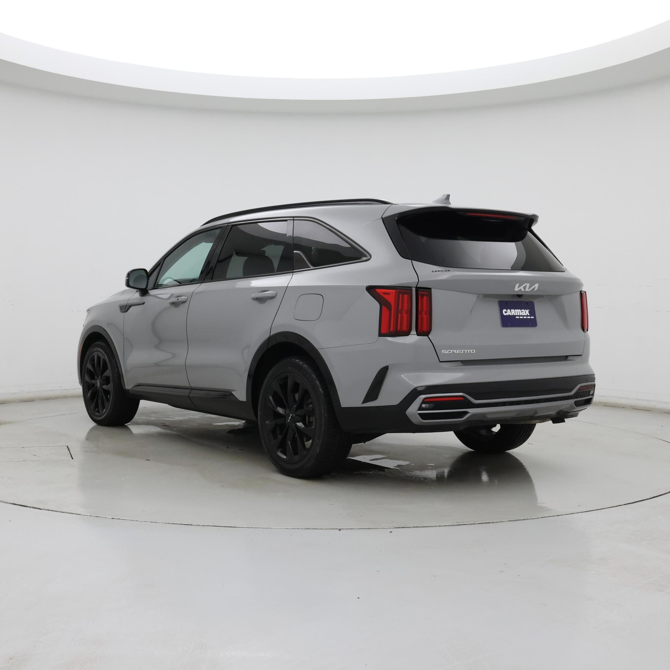 Thumbnail: 2023 Kia Sorento - 2