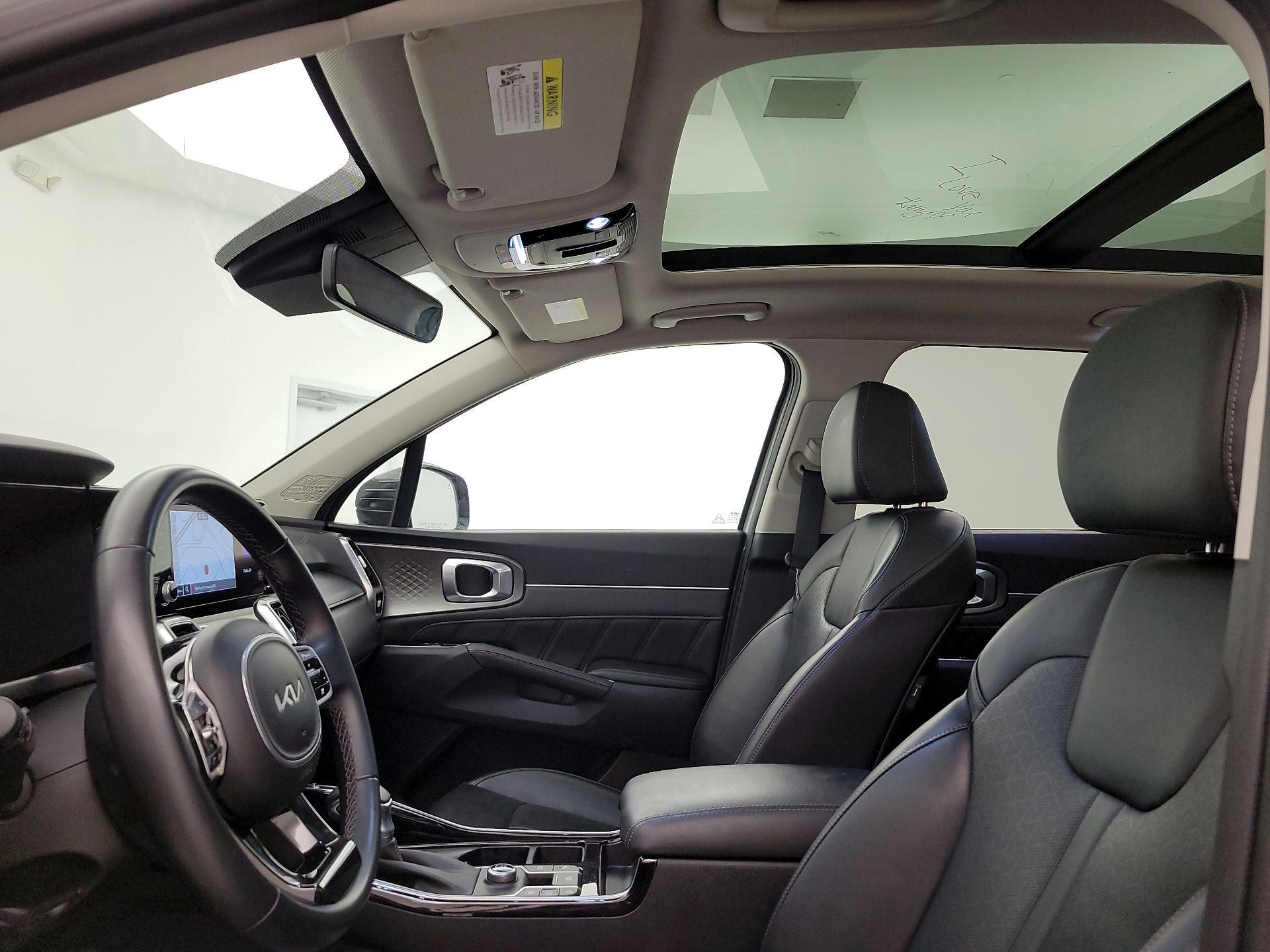 Thumbnail: 2023 Kia Sorento - 20