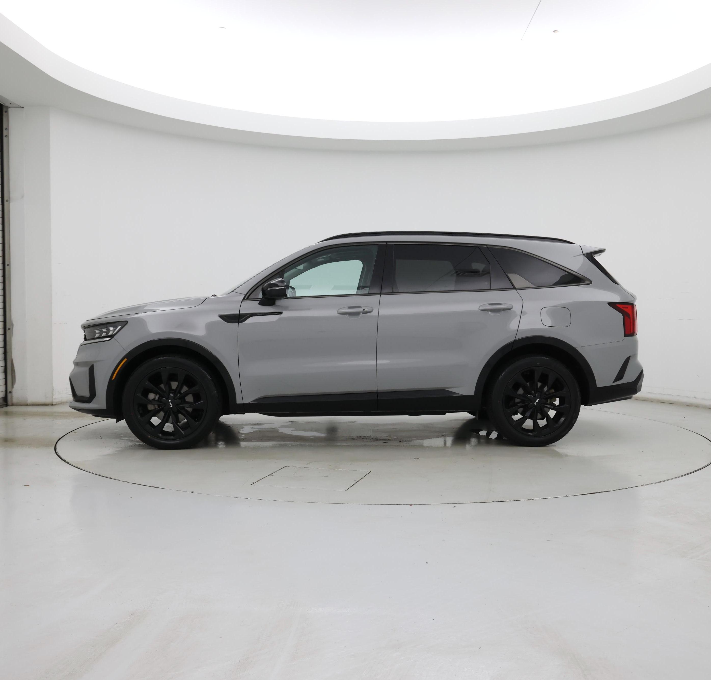 Thumbnail: 2023 Kia Sorento - 3