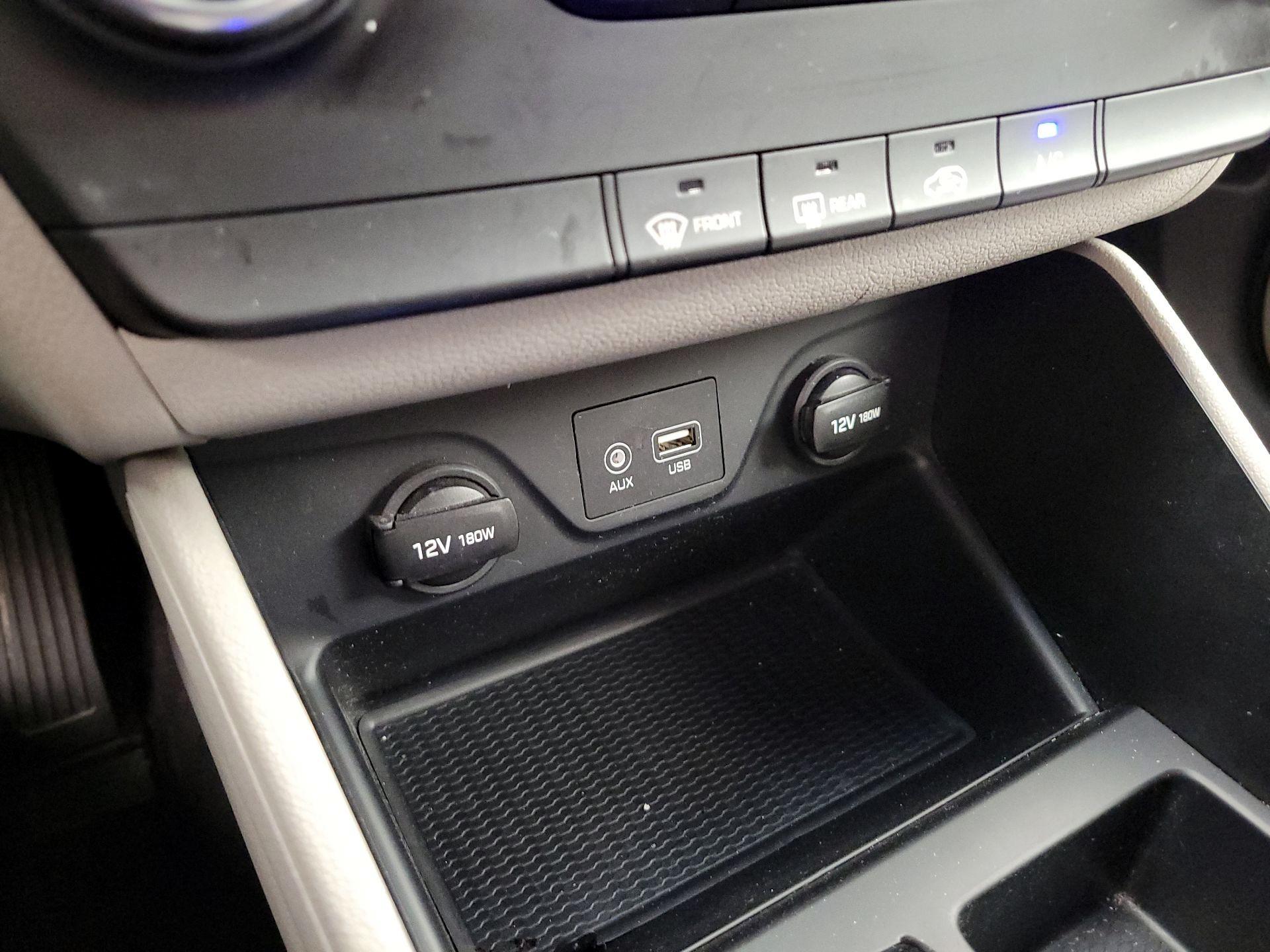 Thumbnail: 2019 Hyundai Tucson - 18