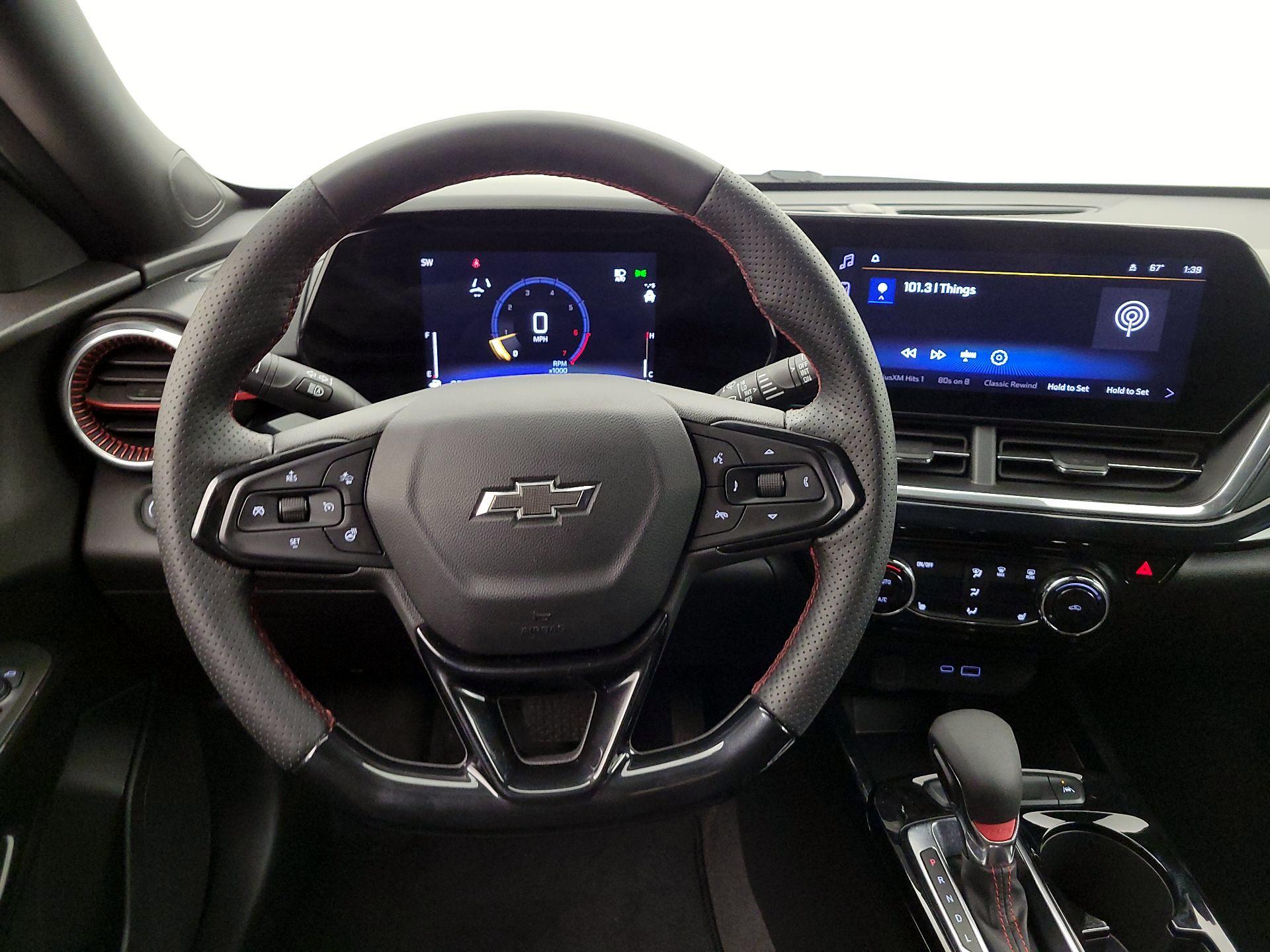 Thumbnail: 2025 Chevrolet Trax - 10