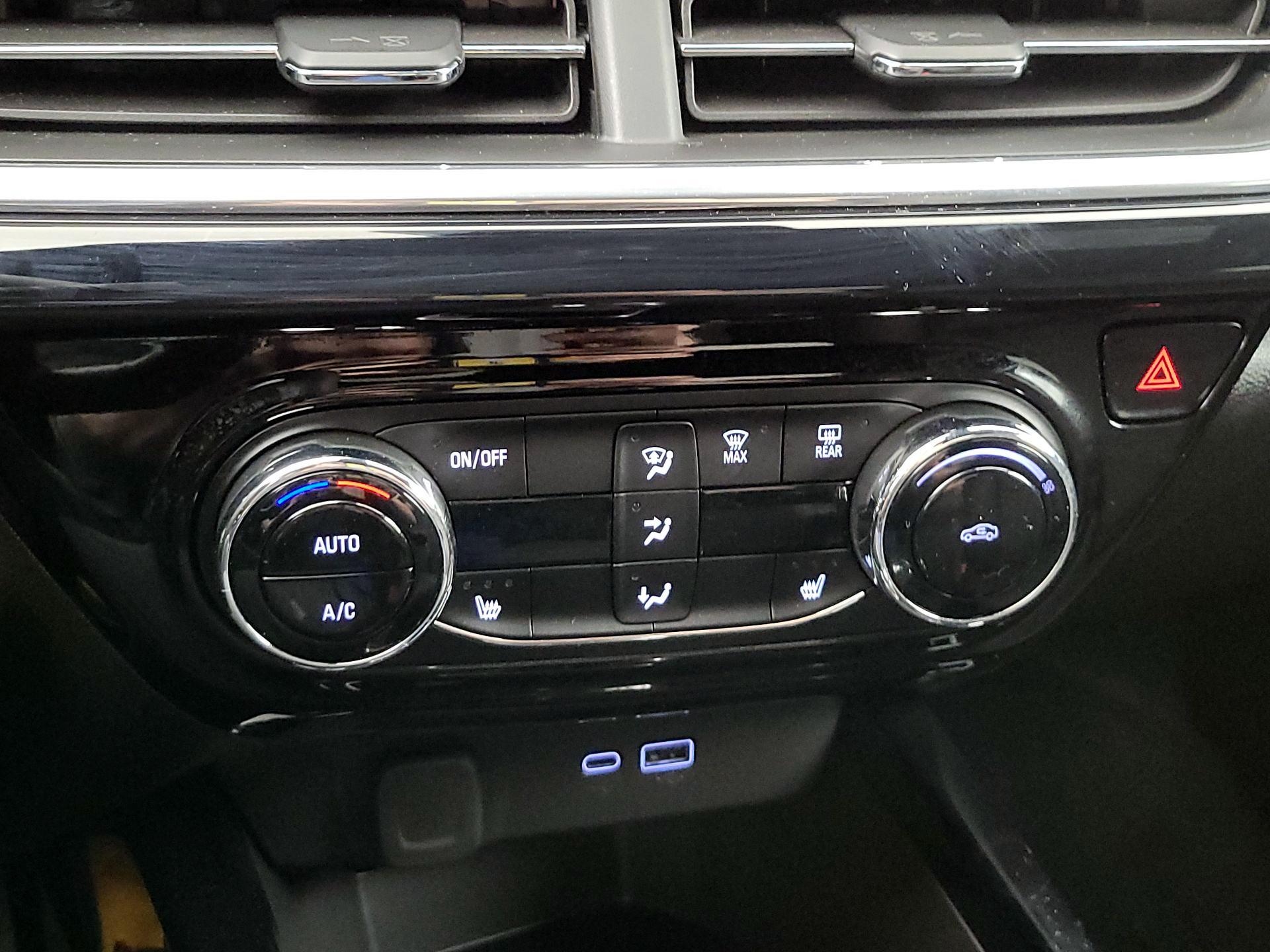Thumbnail: 2025 Chevrolet Trax - 16