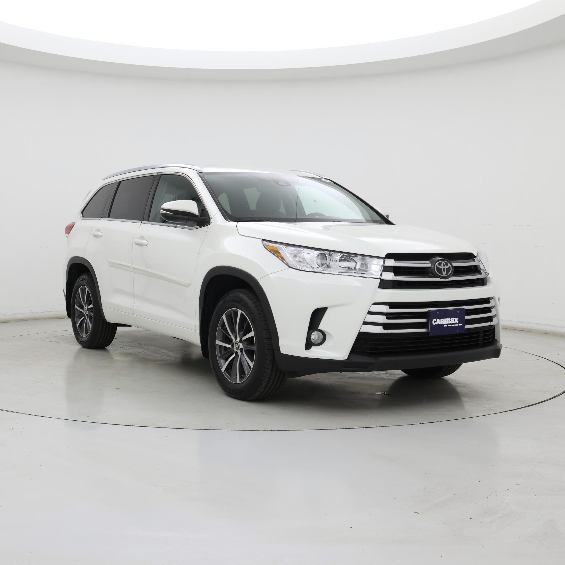 White 2017 Toyota Highlander SUV / Crossover All-Wheel Drive Automatic