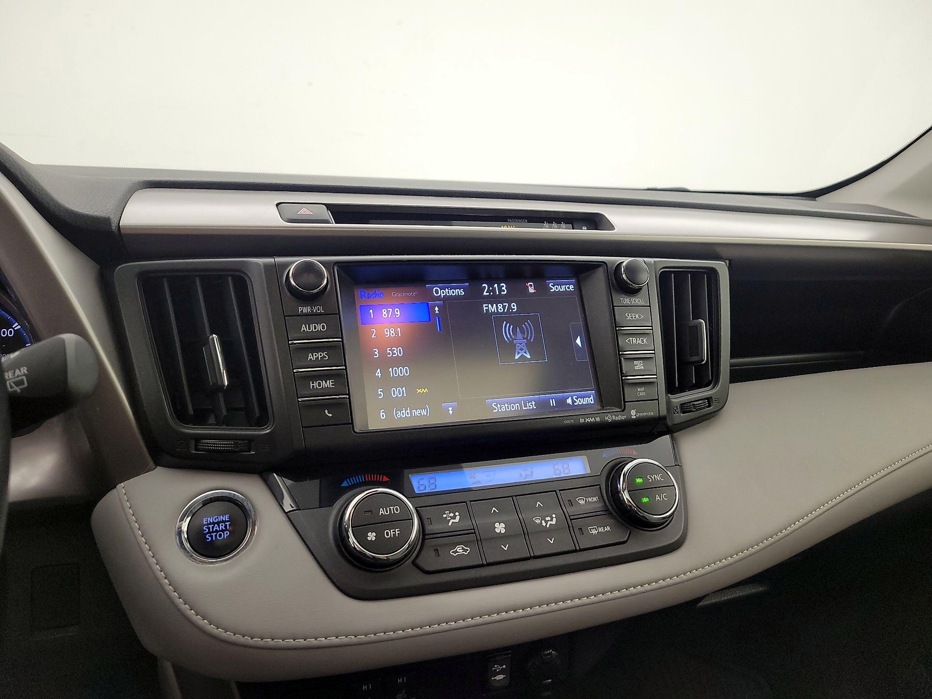 Thumbnail: 2018 Toyota RAV4 - 16