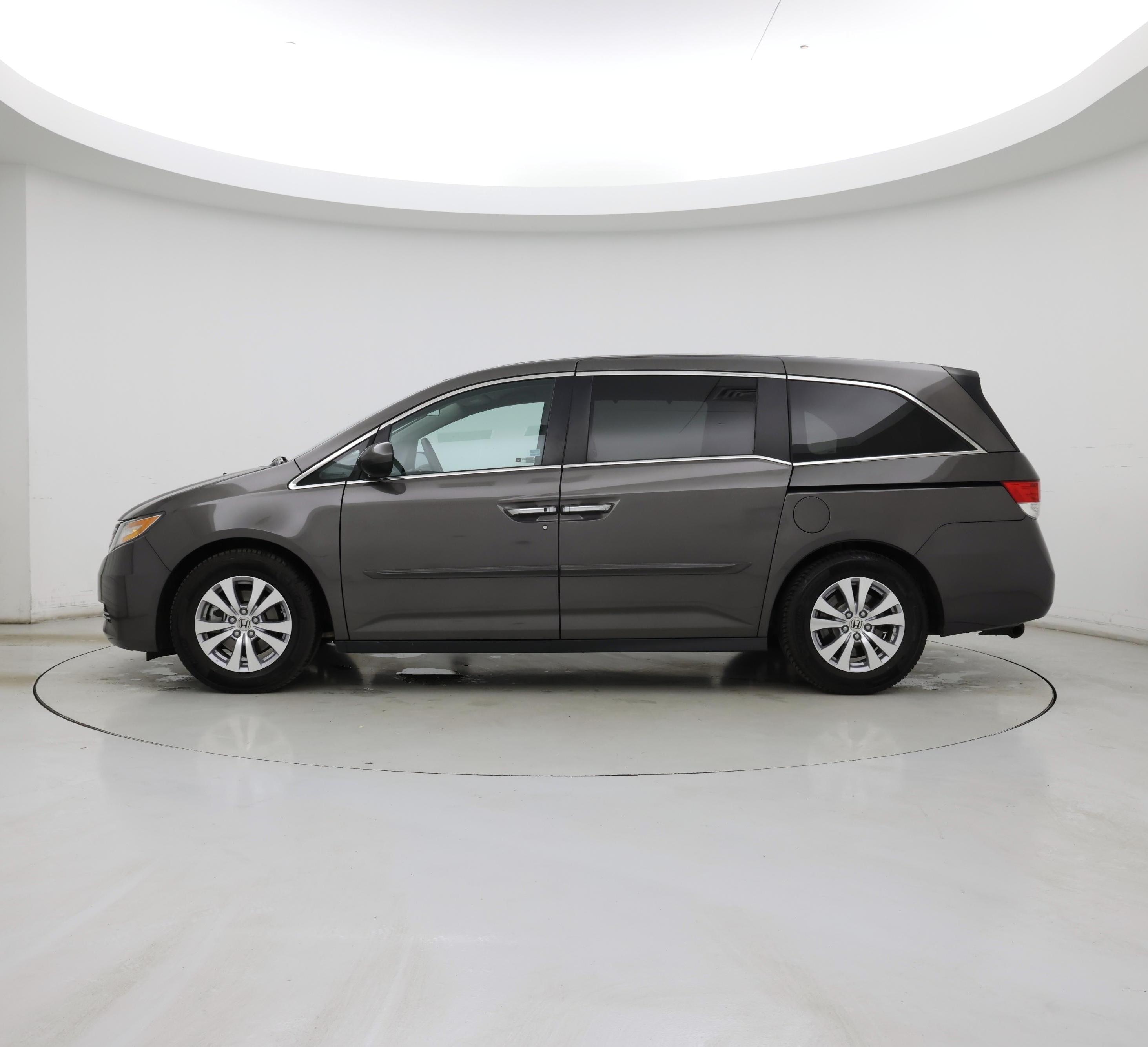 Thumbnail: 2016 Honda Odyssey - 3