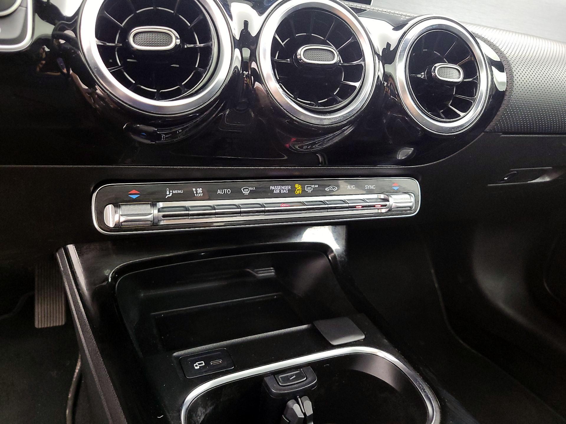 Thumbnail: 2019 Mercedes-Benz A-Class - 16