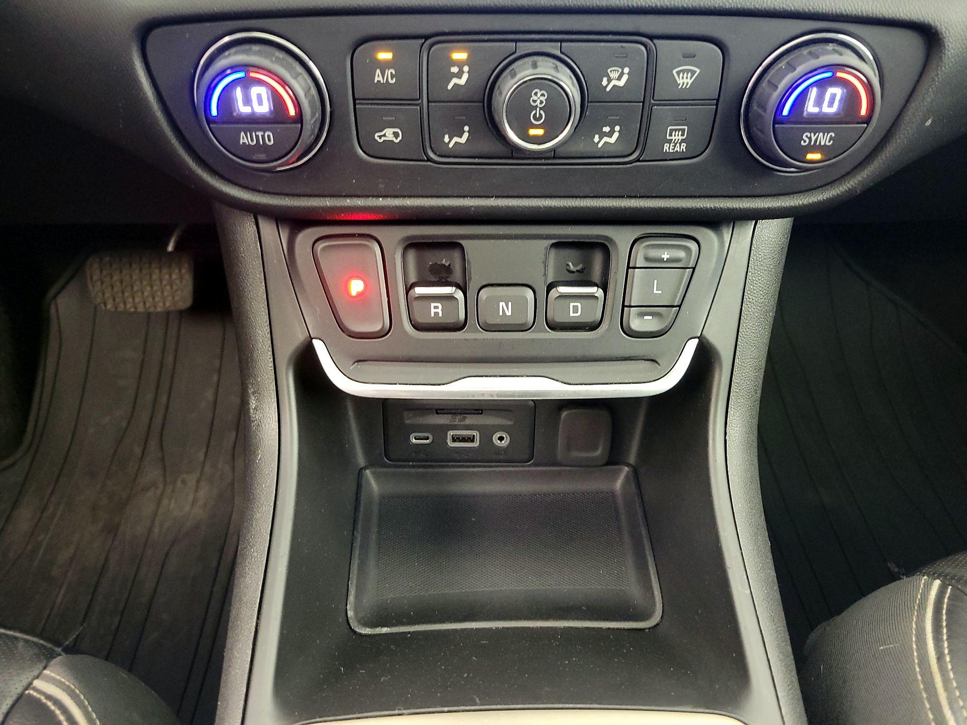 Thumbnail: 2018 GMC Terrain - 18