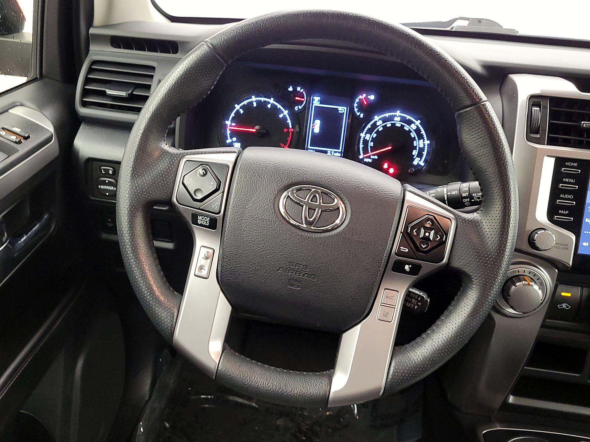 Thumbnail: 2021 Toyota 4Runner - 10