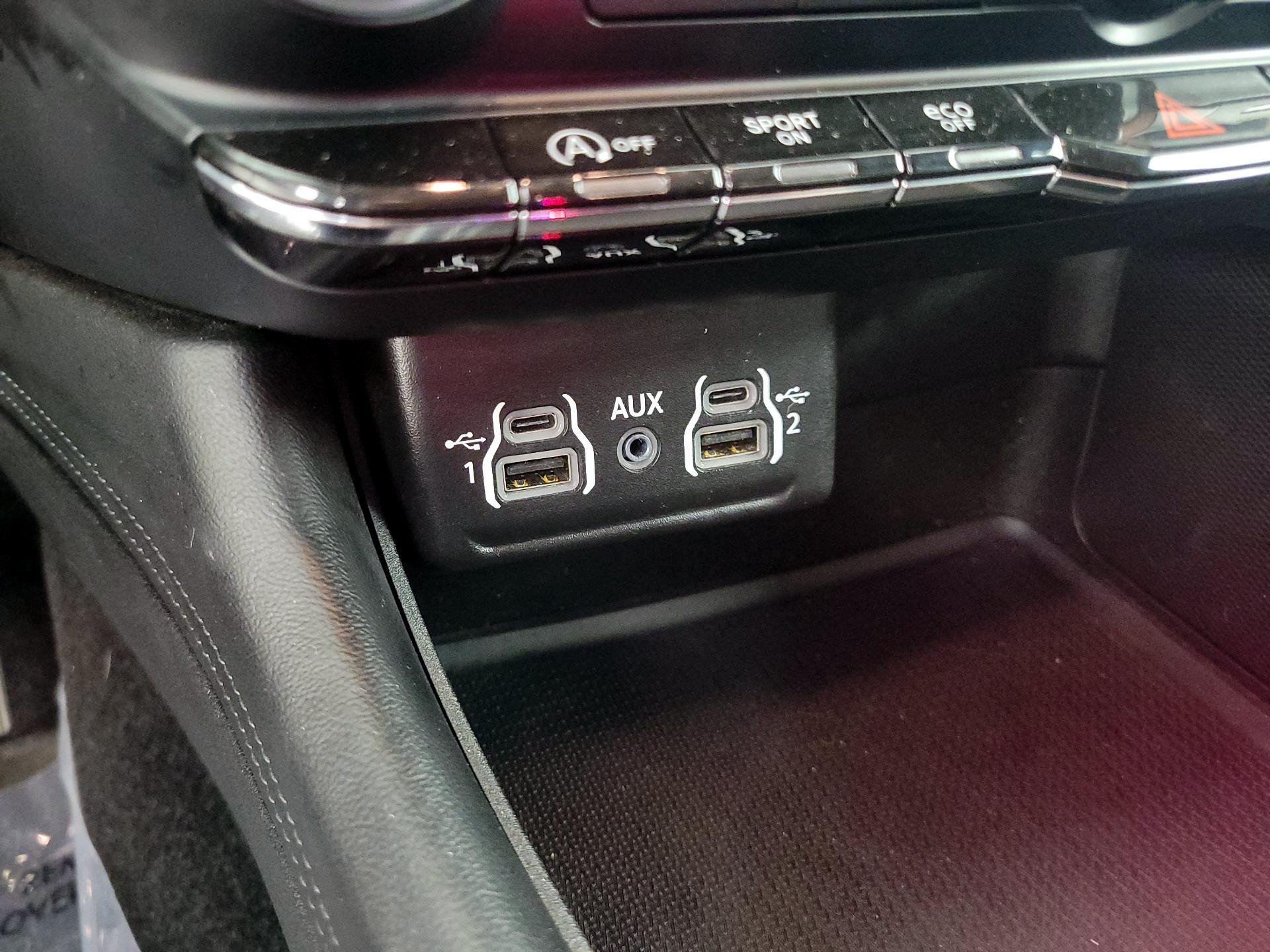 Thumbnail: 2022 Dodge Durango - 18