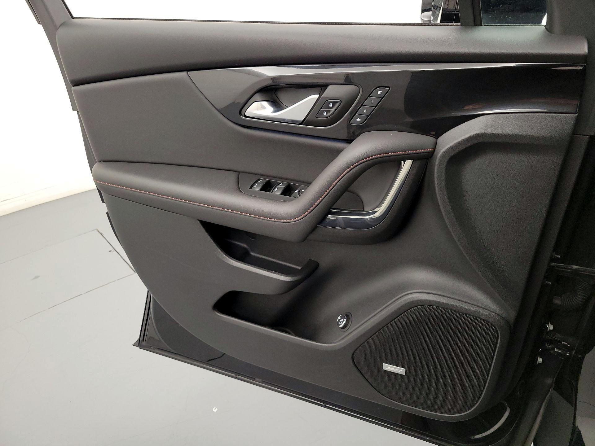 Thumbnail: 2023 Chevrolet Blazer - 12