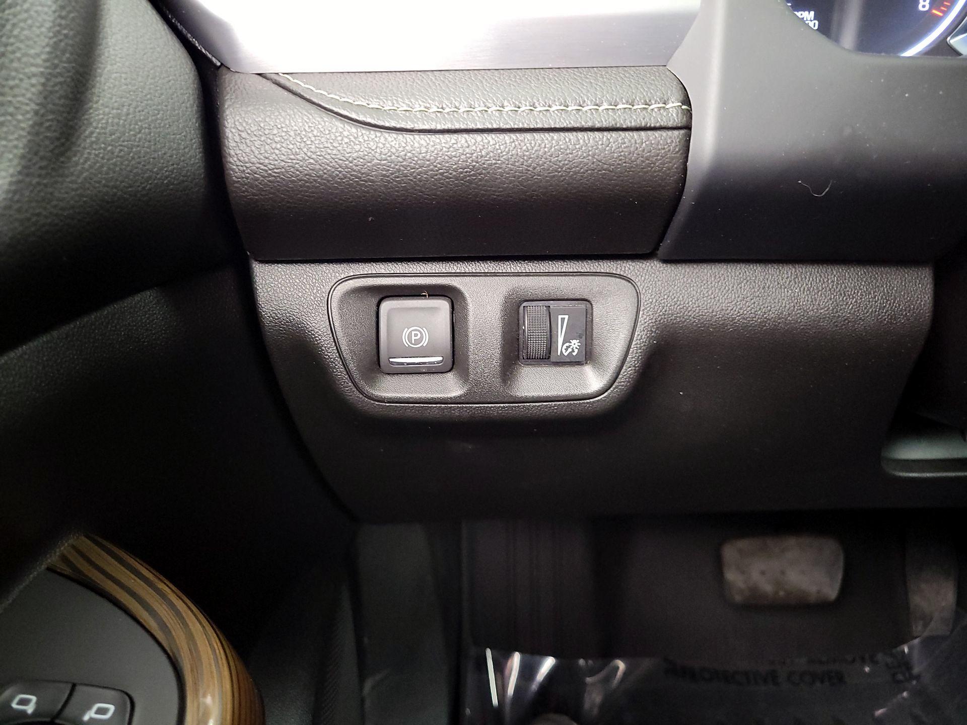 Thumbnail: 2023 GMC Acadia - 13