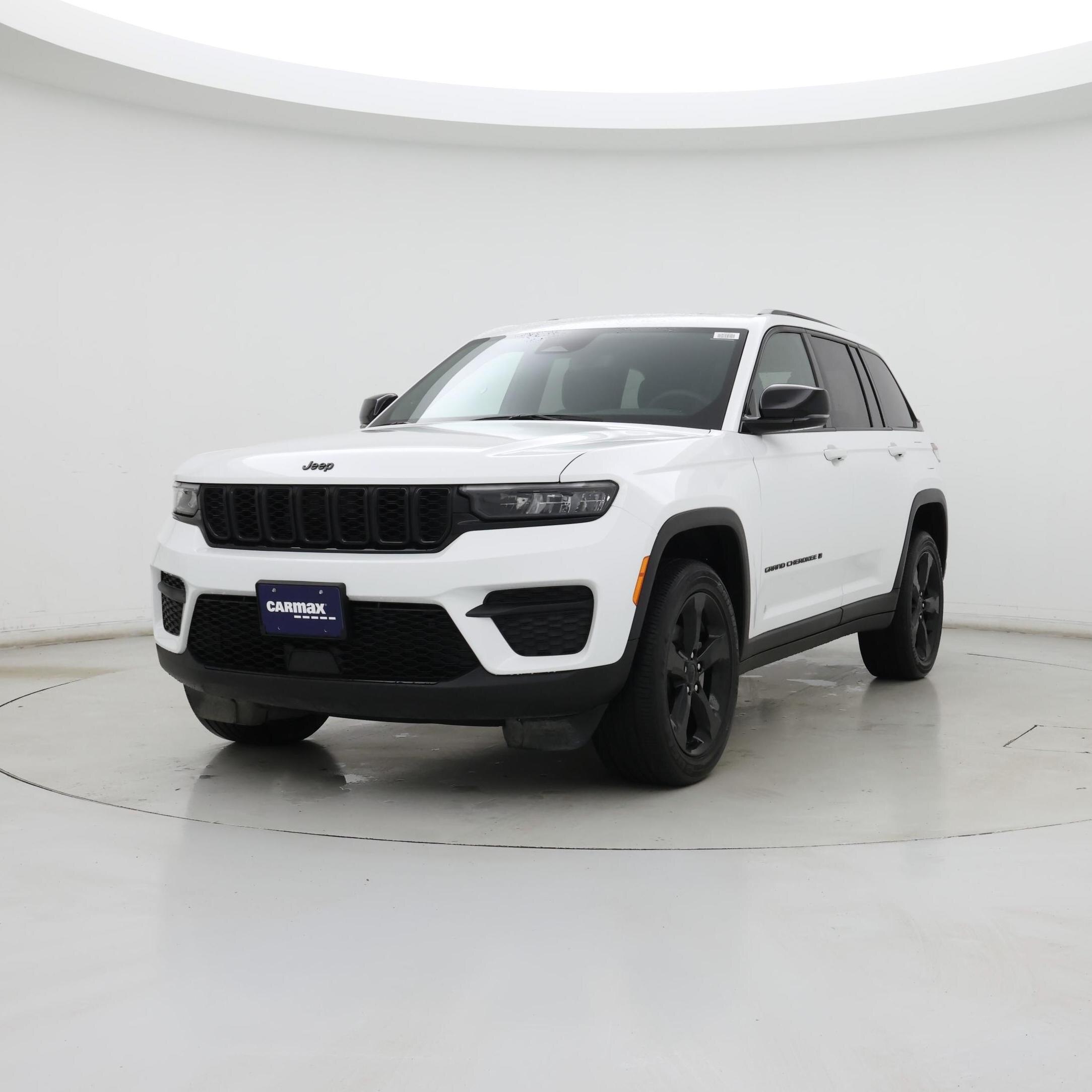 Thumbnail: 2023 Jeep Grand Cherokee - 4