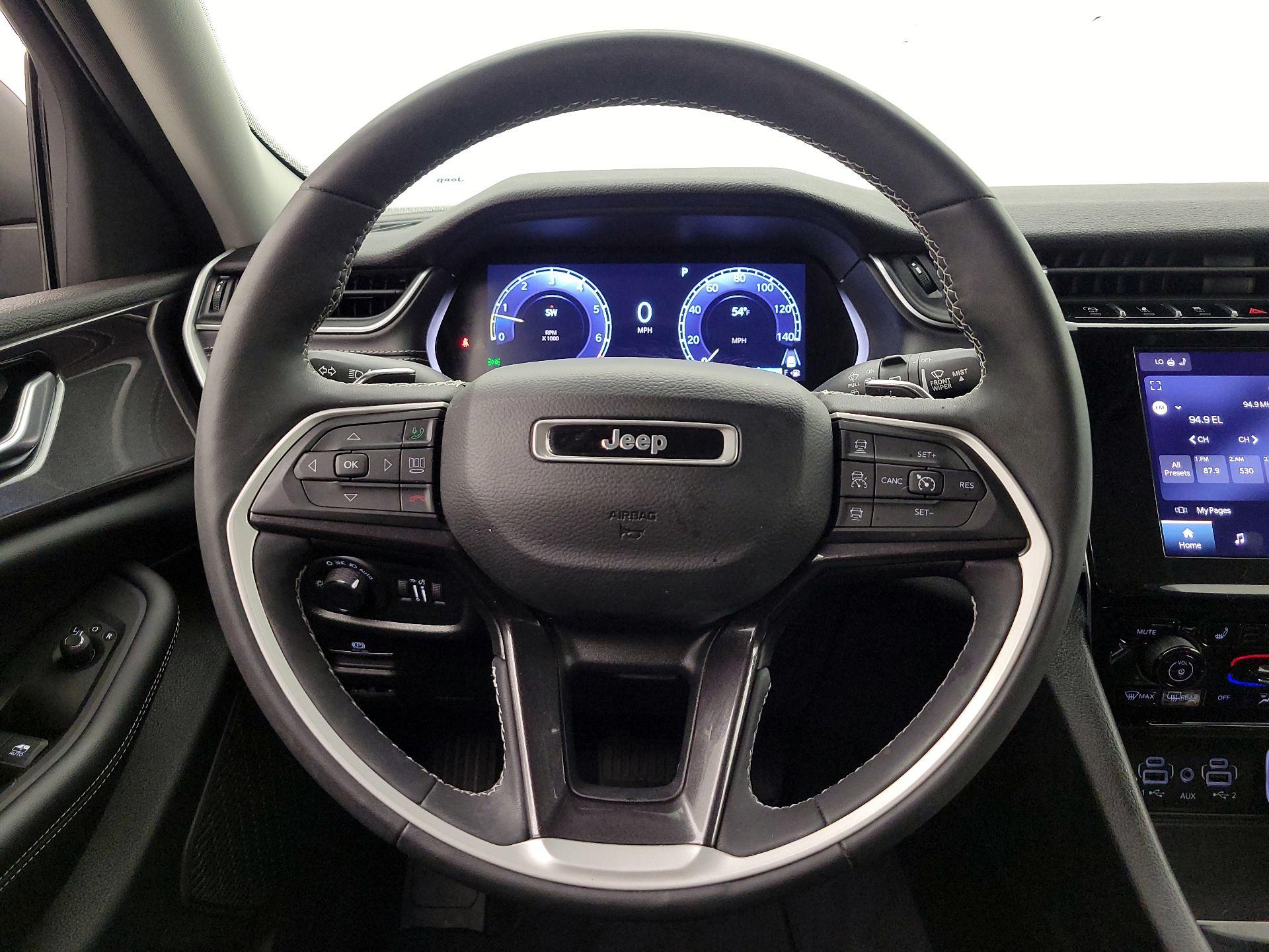 Thumbnail: 2023 Jeep Grand Cherokee - 10