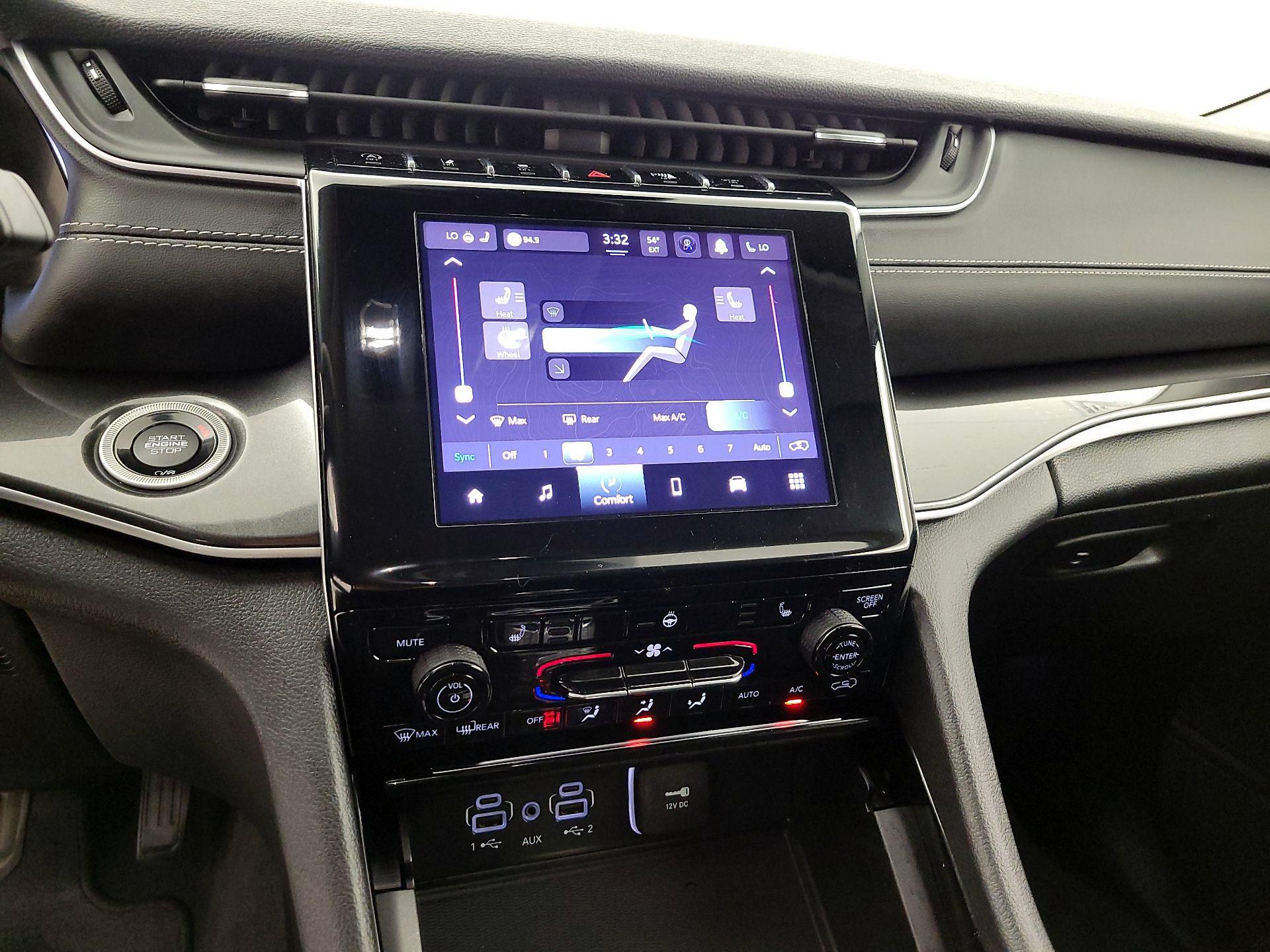 Thumbnail: 2023 Jeep Grand Cherokee - 16