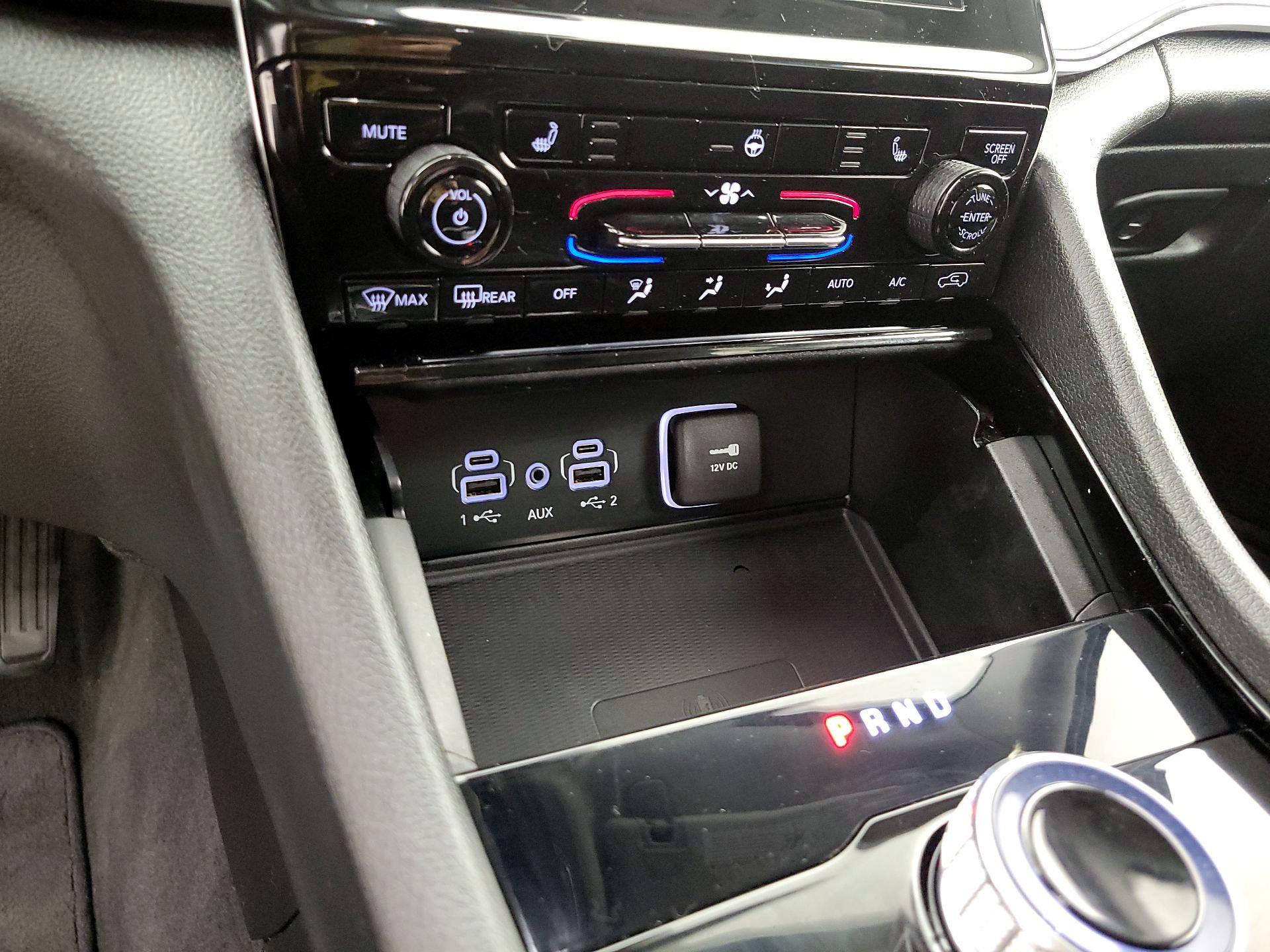 Thumbnail: 2023 Jeep Grand Cherokee - 18