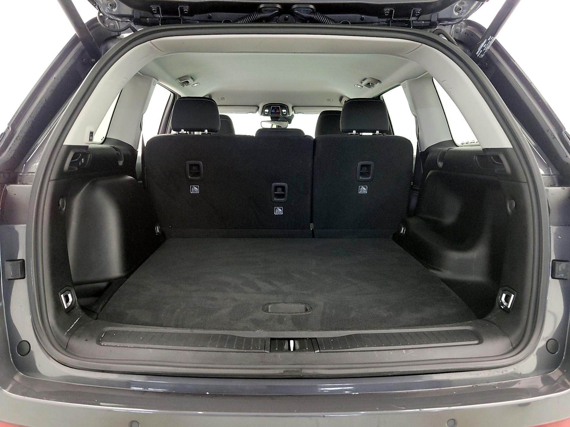 Thumbnail: 2023 Jeep Grand Cherokee - 20