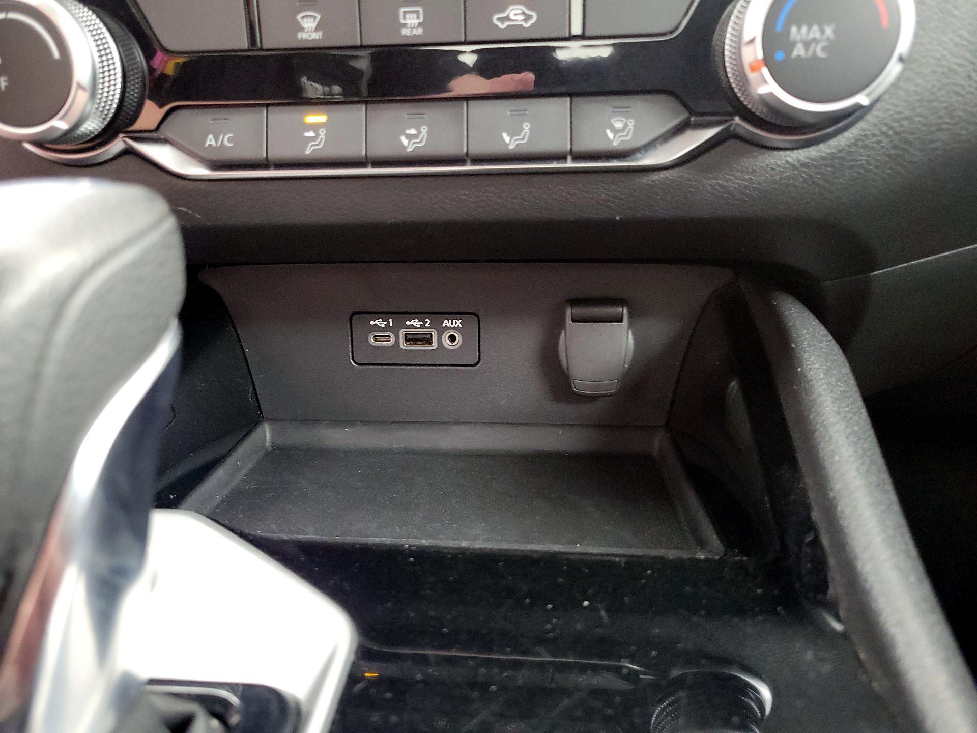 Thumbnail: 2024 Nissan Altima - 18