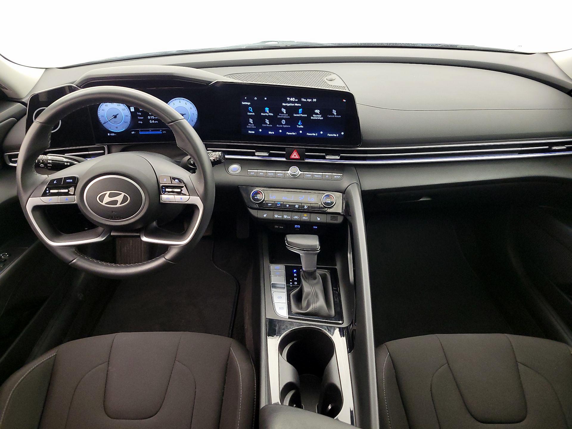 Thumbnail: 2025 Hyundai Elantra - 9