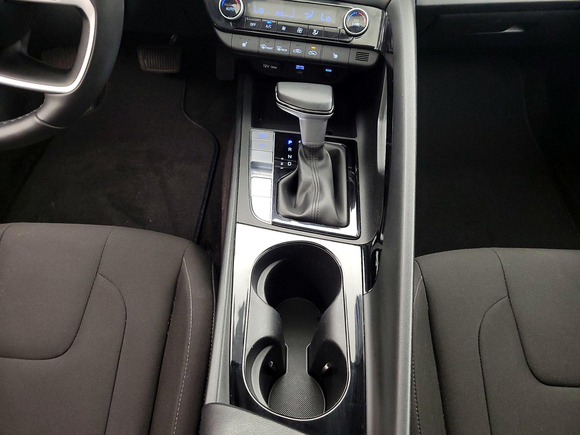 Thumbnail: 2025 Hyundai Elantra - 18