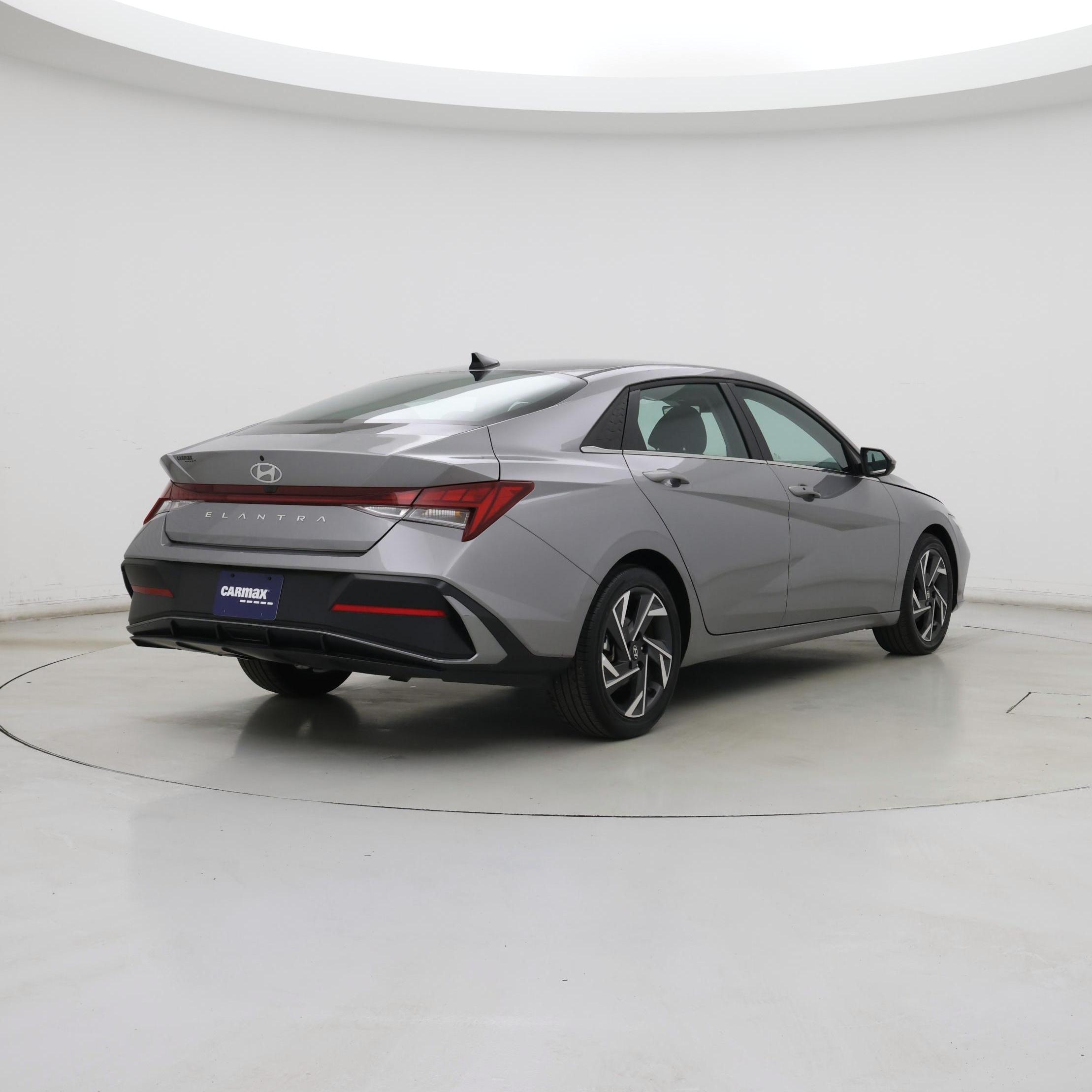 Thumbnail: 2025 Hyundai Elantra - 8
