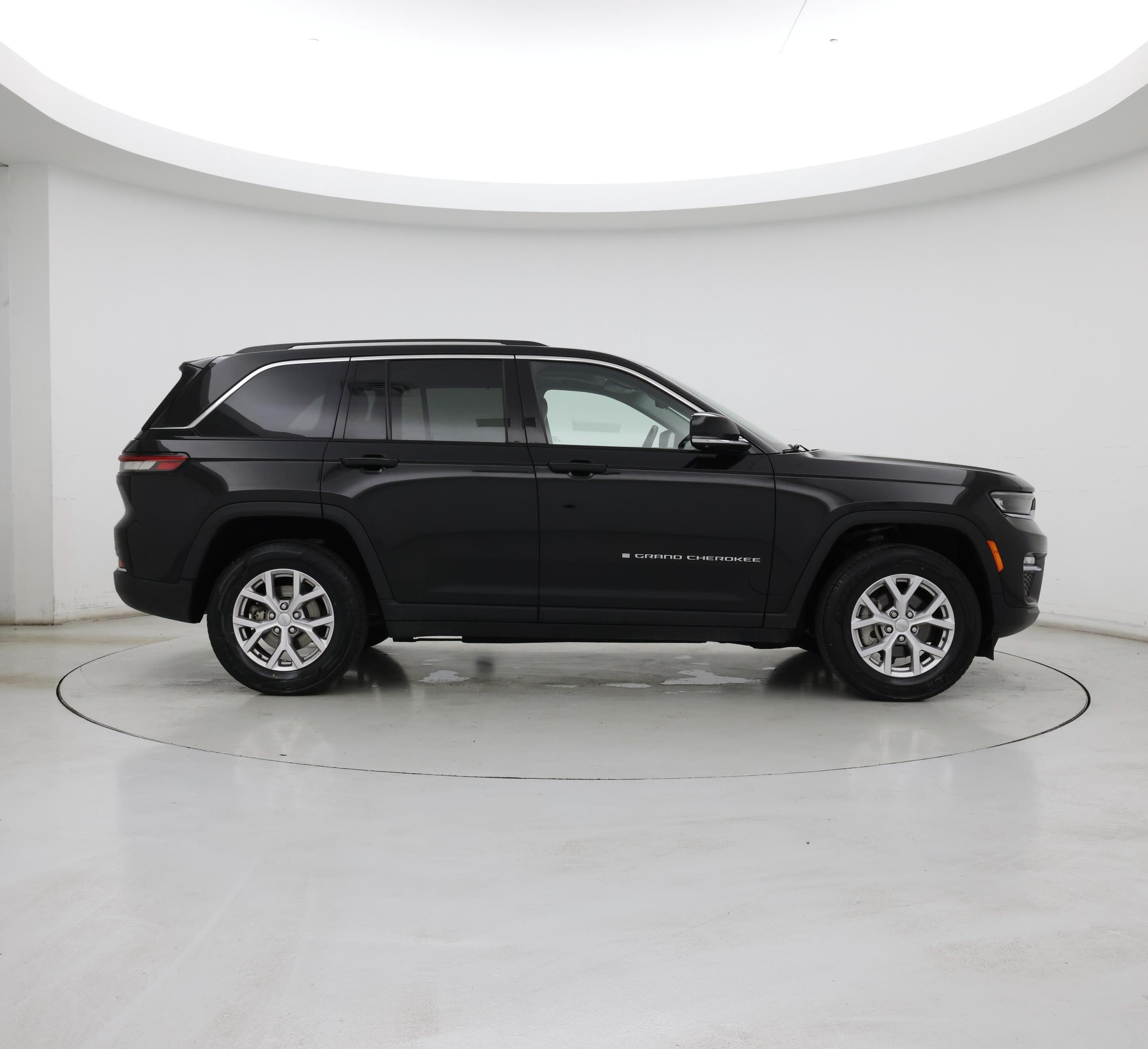 Thumbnail: 2022 Jeep Grand Cherokee - 7