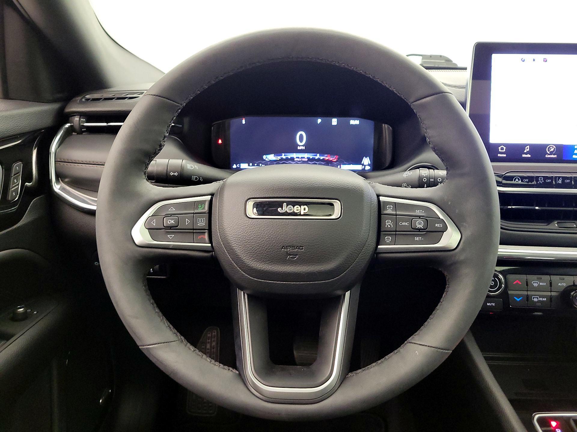 Thumbnail: 2023 Jeep Compass - 10