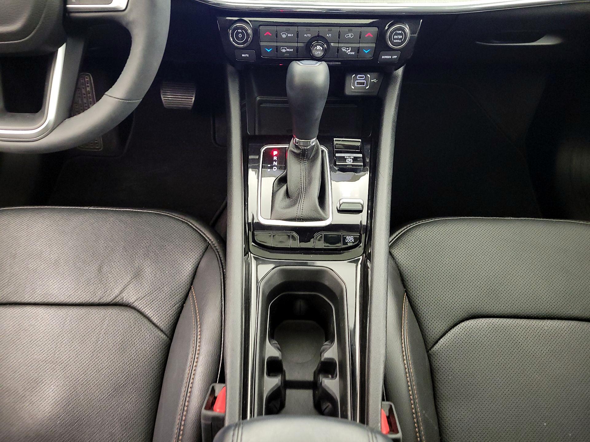 Thumbnail: 2023 Jeep Compass - 18