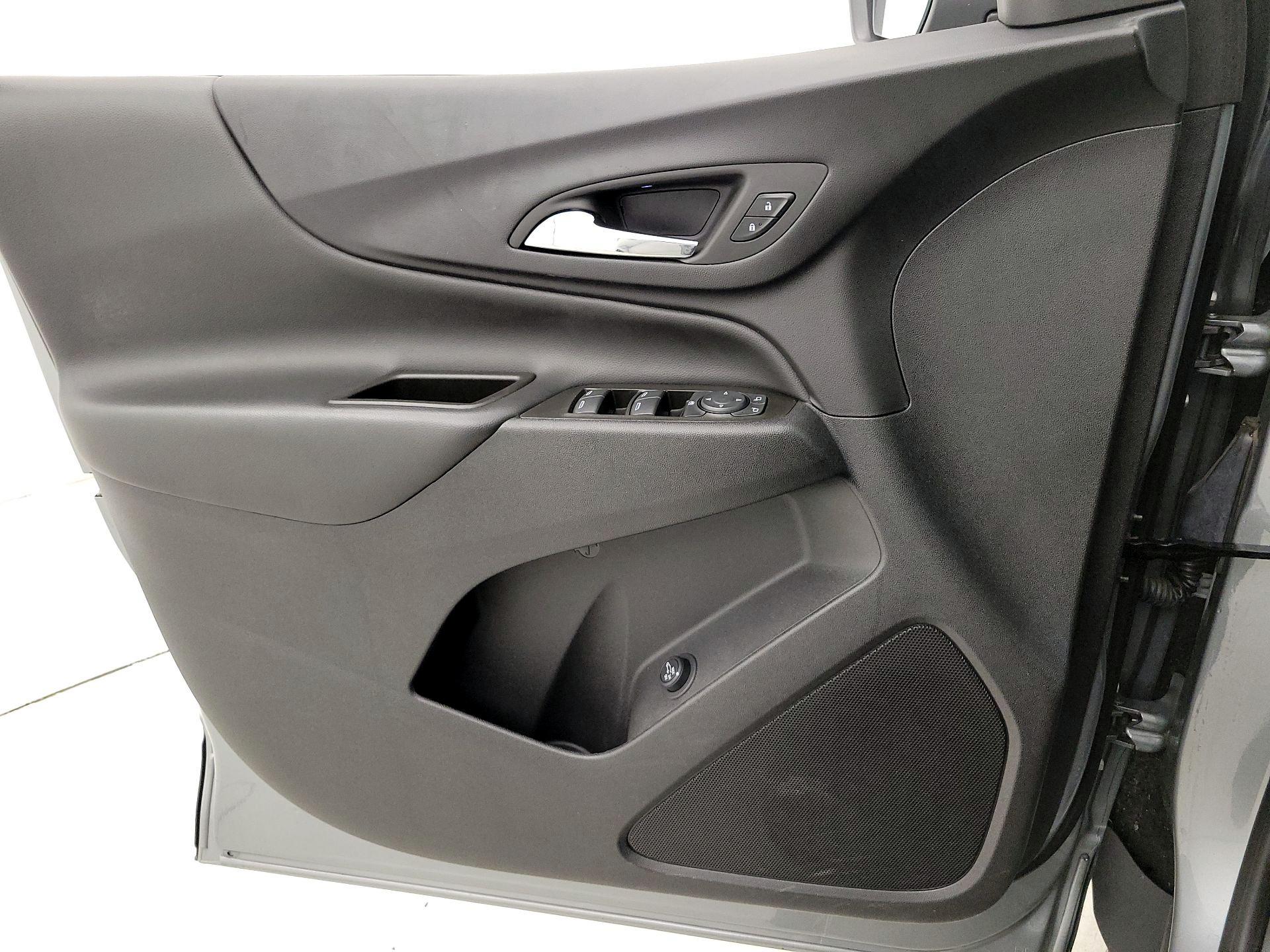 Thumbnail: 2023 Chevrolet Equinox - 12