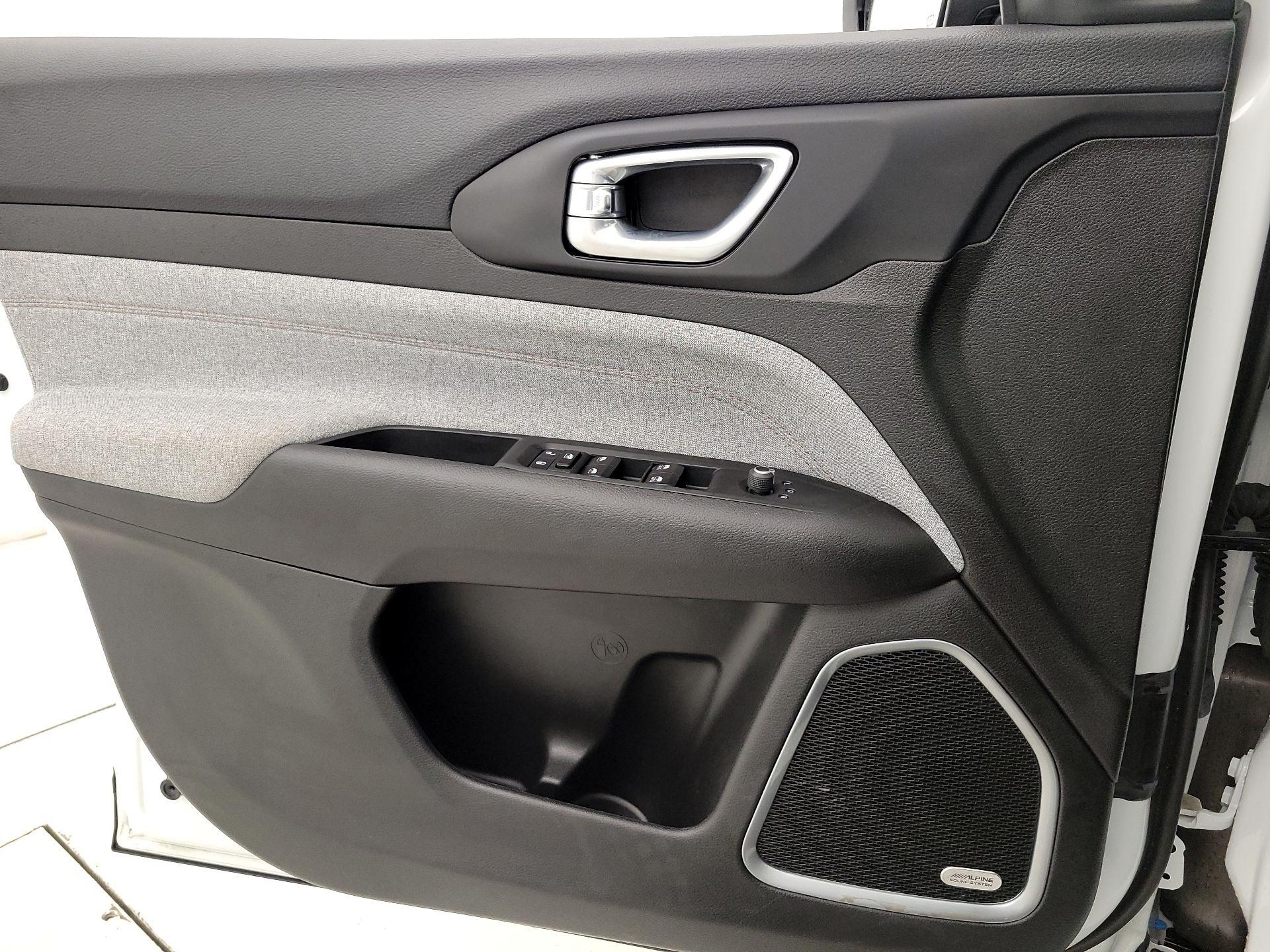 Thumbnail: 2024 Jeep Compass - 12