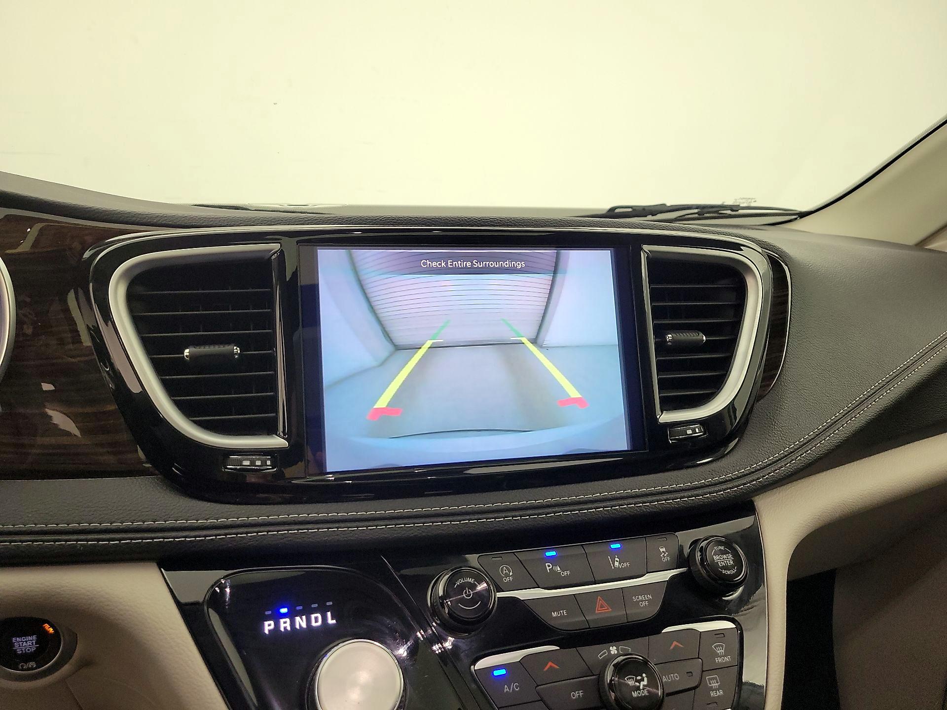 Thumbnail: 2024 Chrysler Pacifica - 15