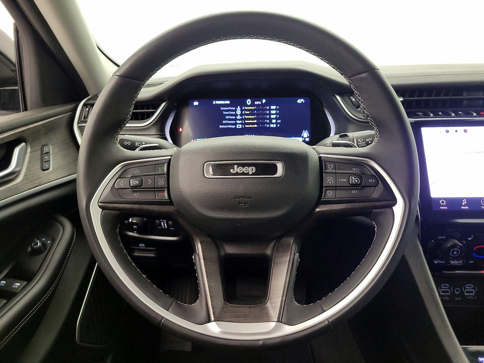 Thumbnail: 2023 Jeep Grand Cherokee - 10