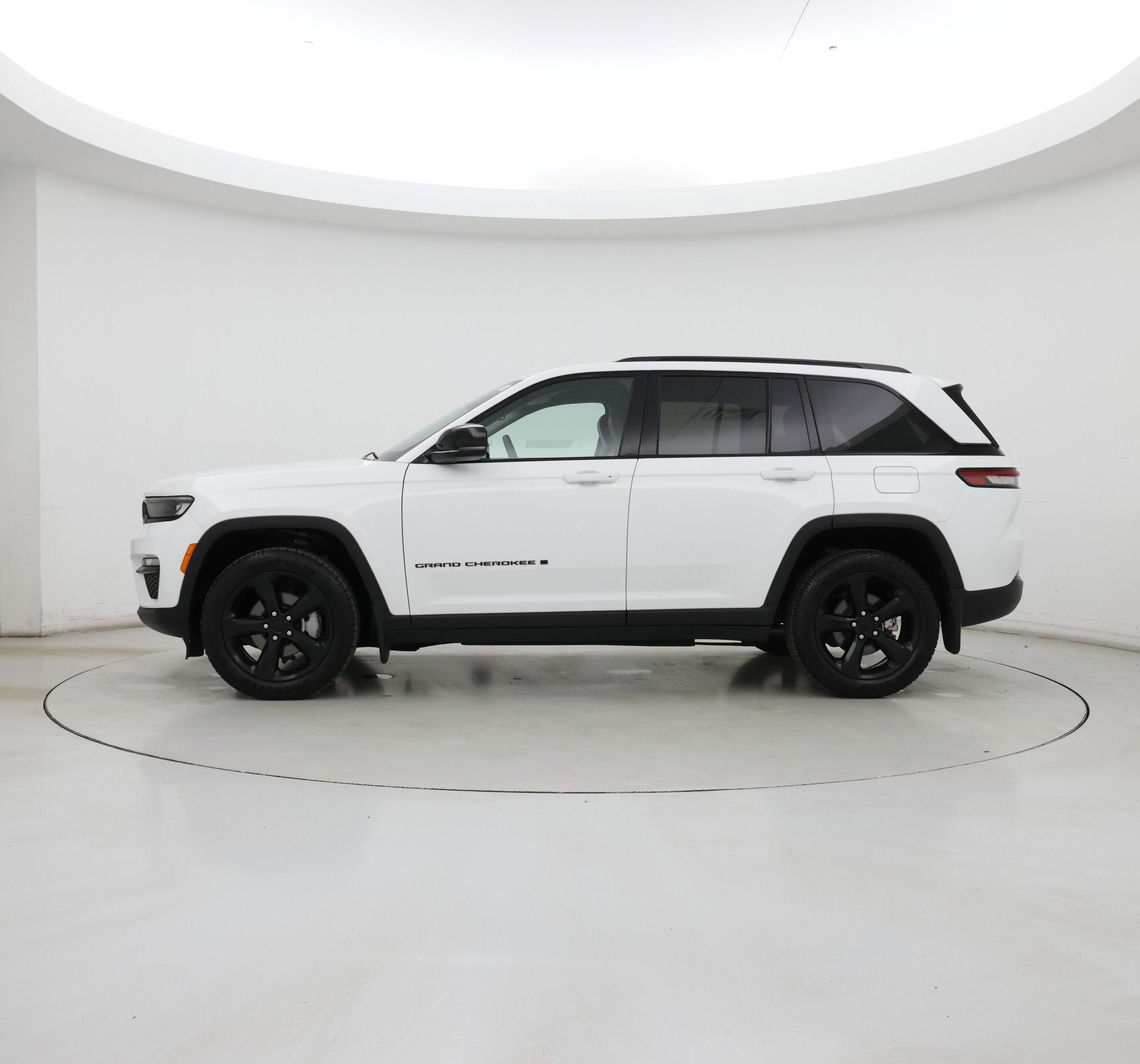 Thumbnail: 2023 Jeep Grand Cherokee - 3