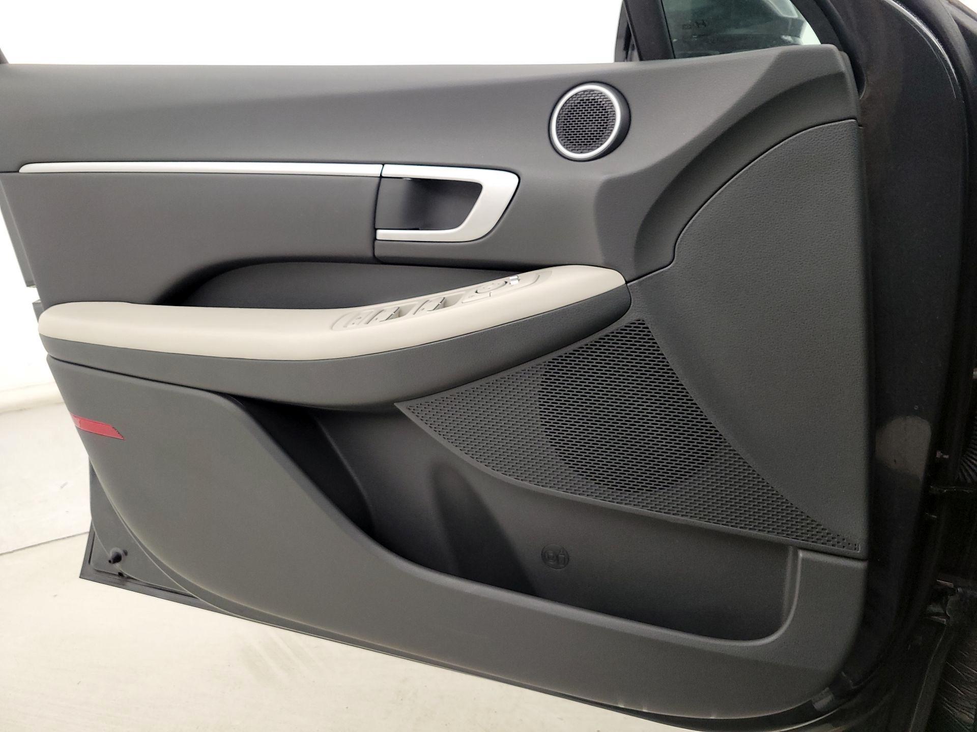 Thumbnail: 2025 Hyundai Sonata - 12