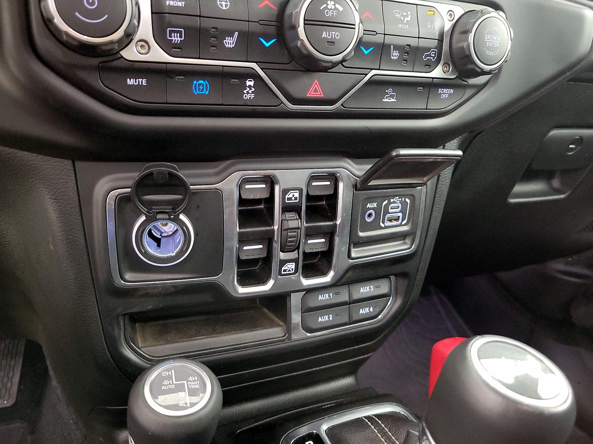 Thumbnail: 2023 Jeep Wrangler - 19