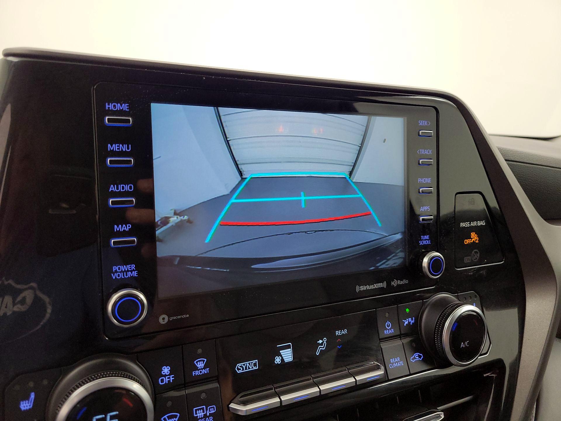 Thumbnail: 2021 Toyota Highlander - 15