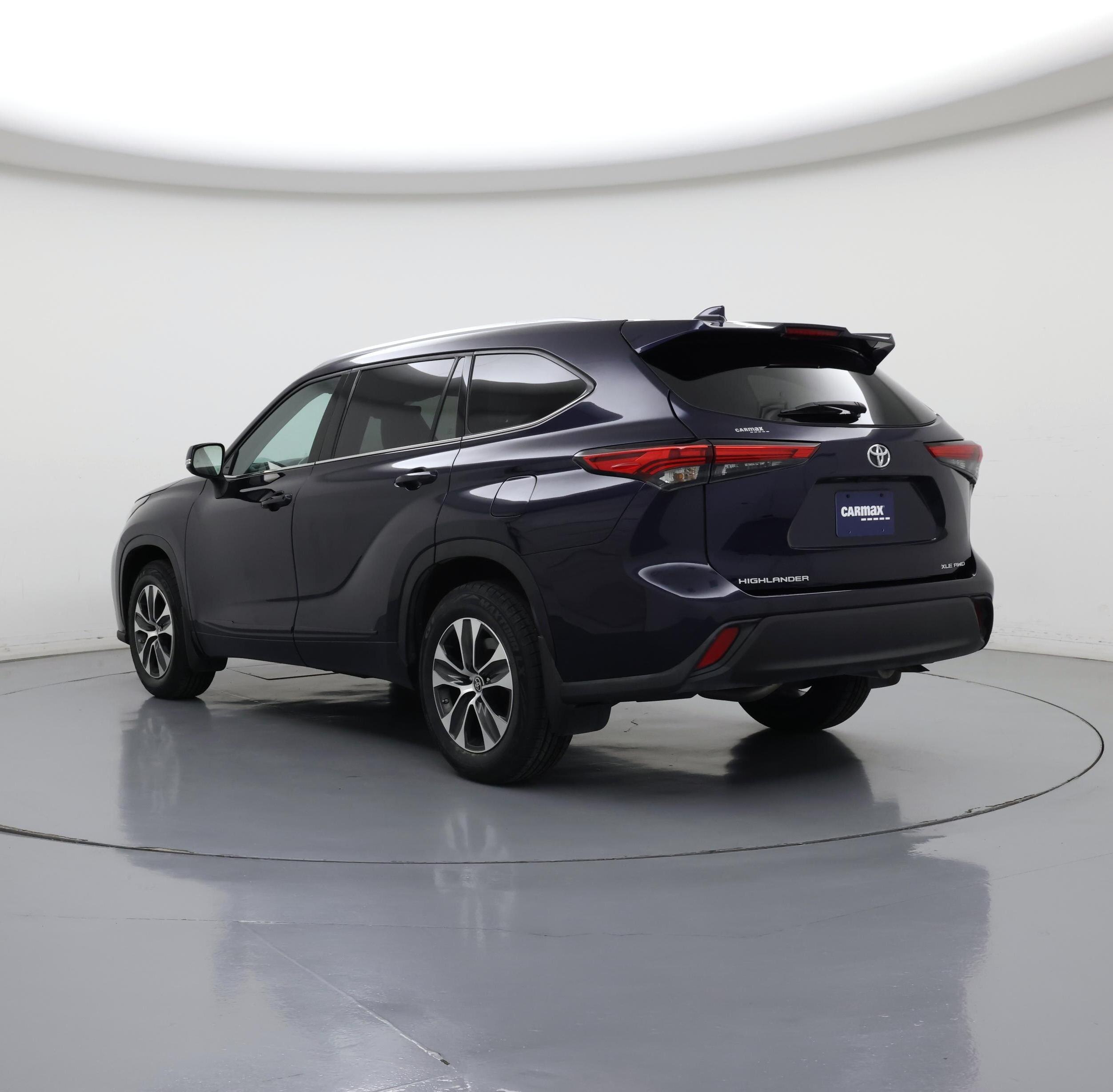 Thumbnail: 2021 Toyota Highlander - 2