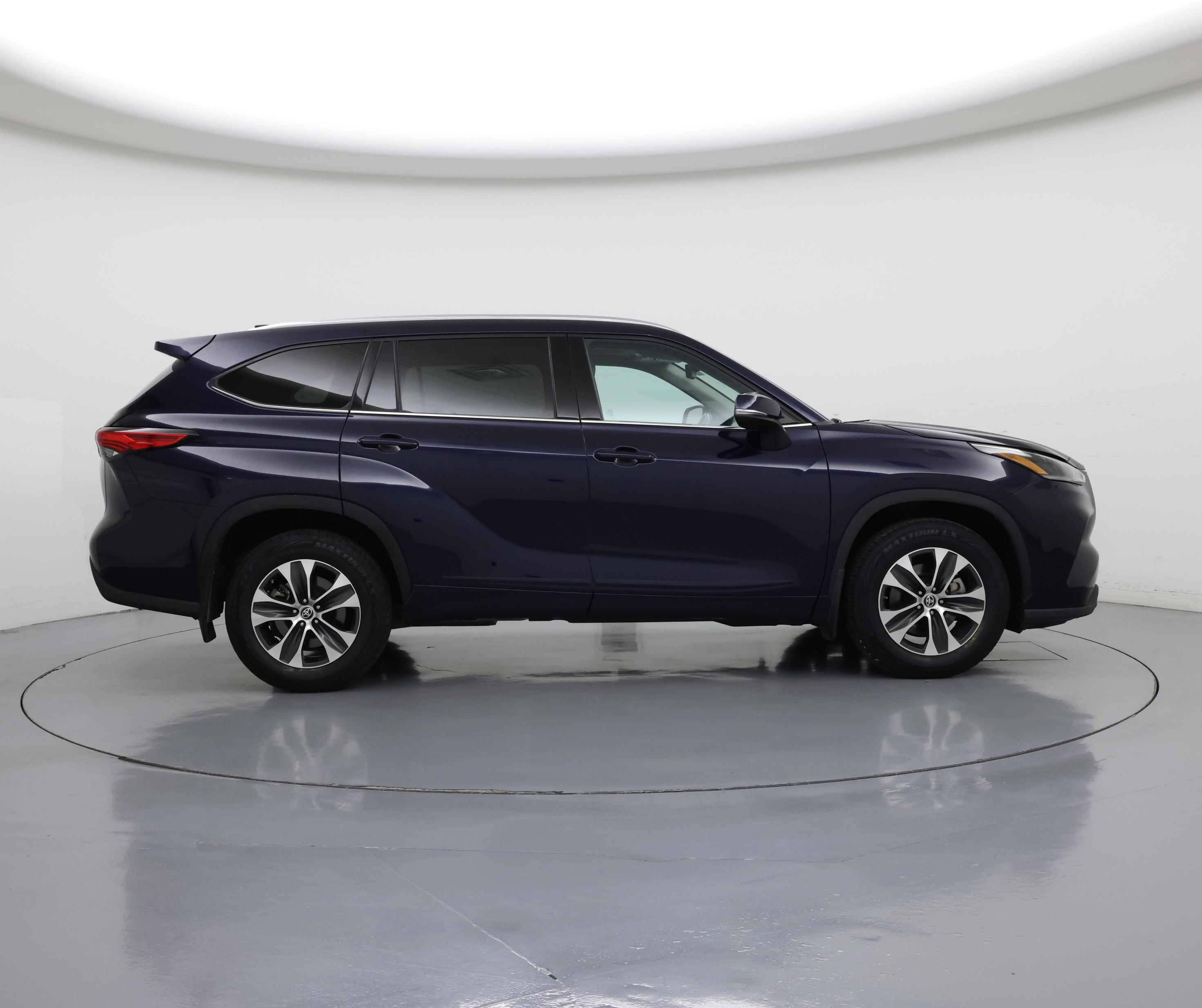 Thumbnail: 2021 Toyota Highlander - 7