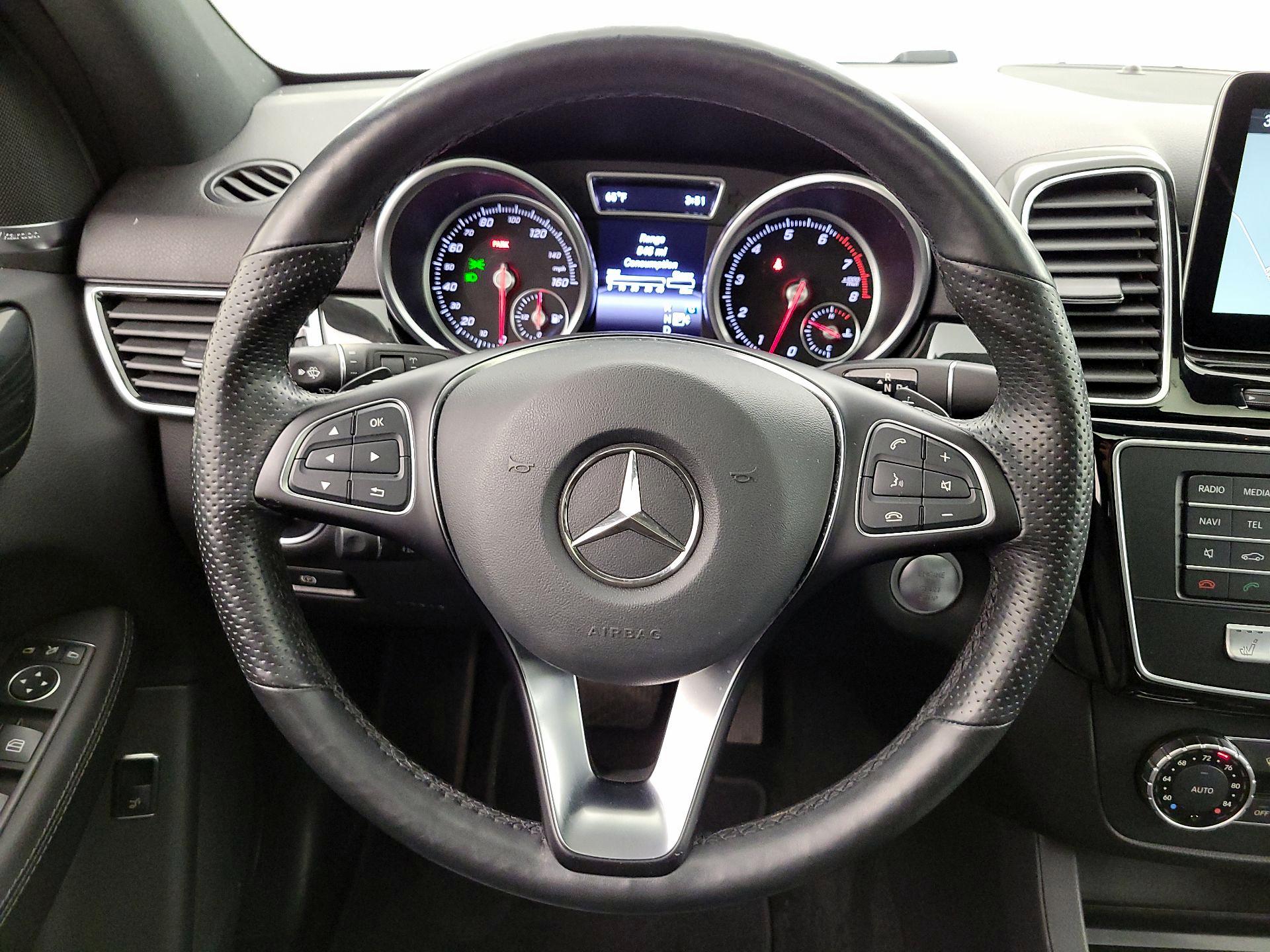 Thumbnail: 2017 Mercedes-Benz GLE - 10