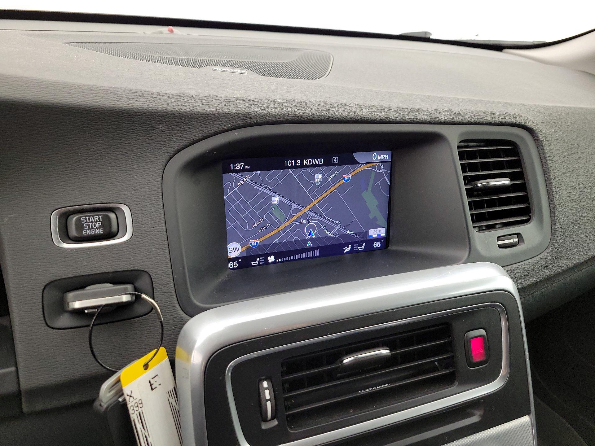 Thumbnail: 2017 Volvo S60 - 14