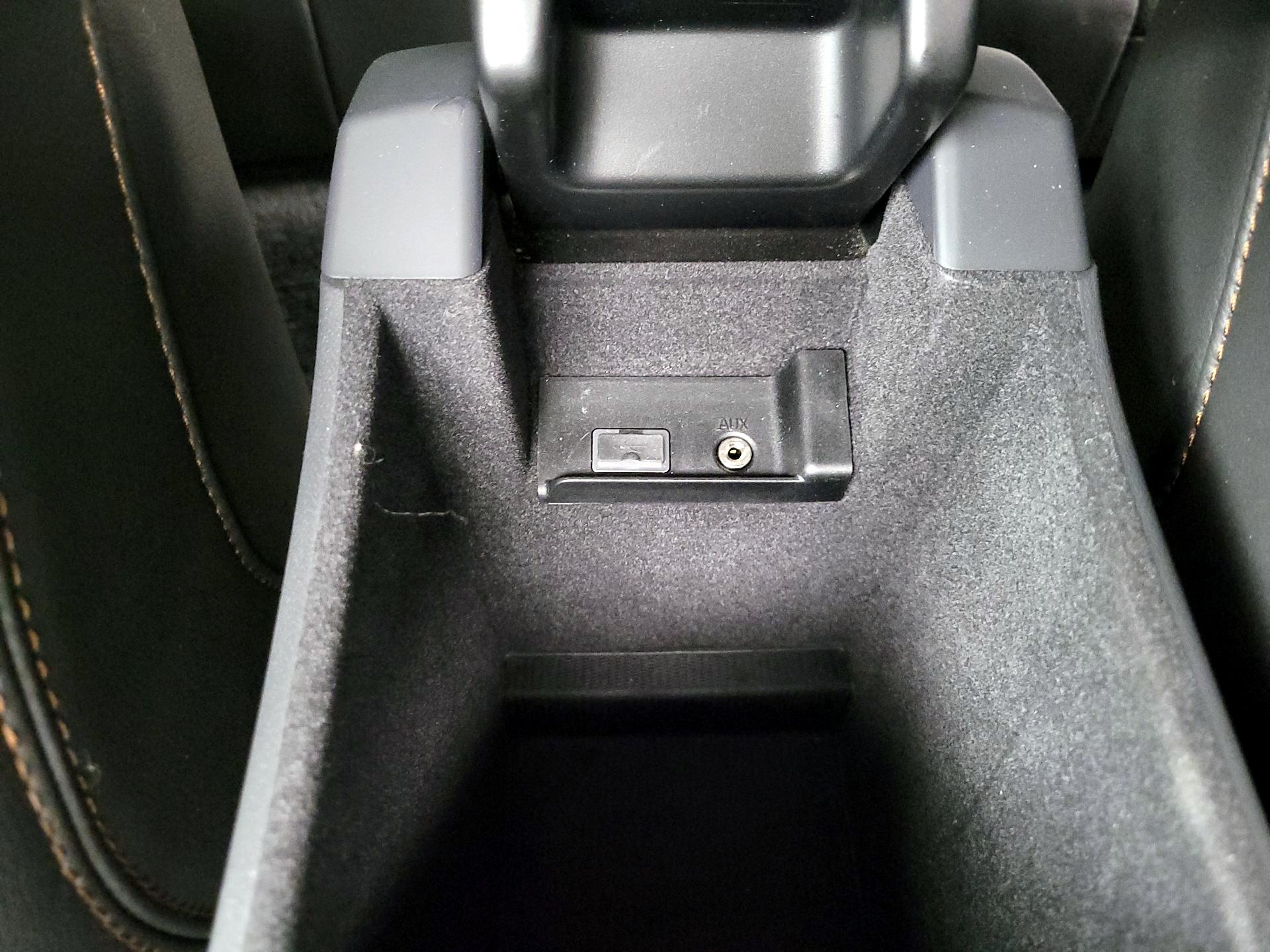 Thumbnail: 2017 Volvo S60 - 19