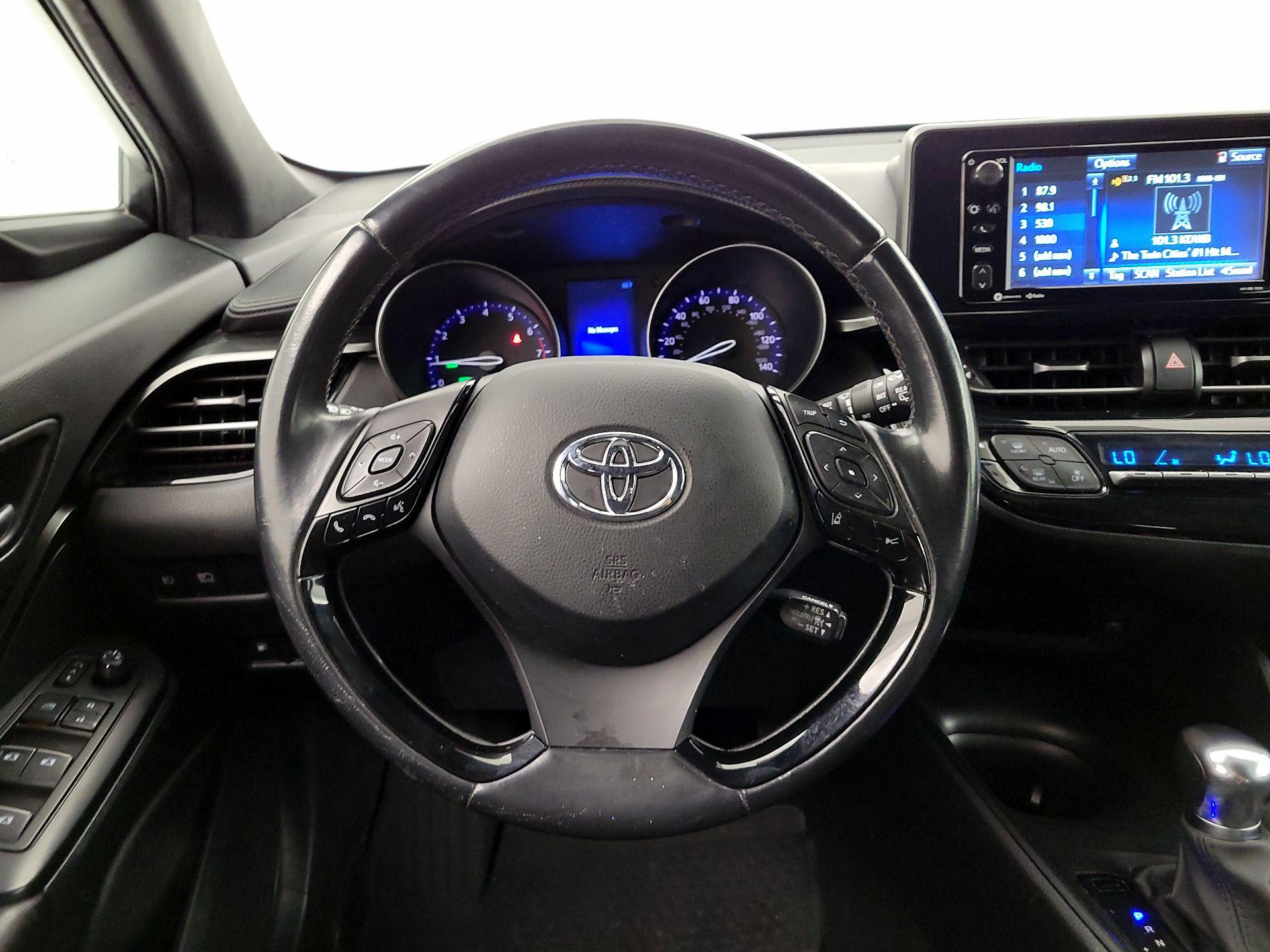 Thumbnail: 2018 Toyota C-HR - 10