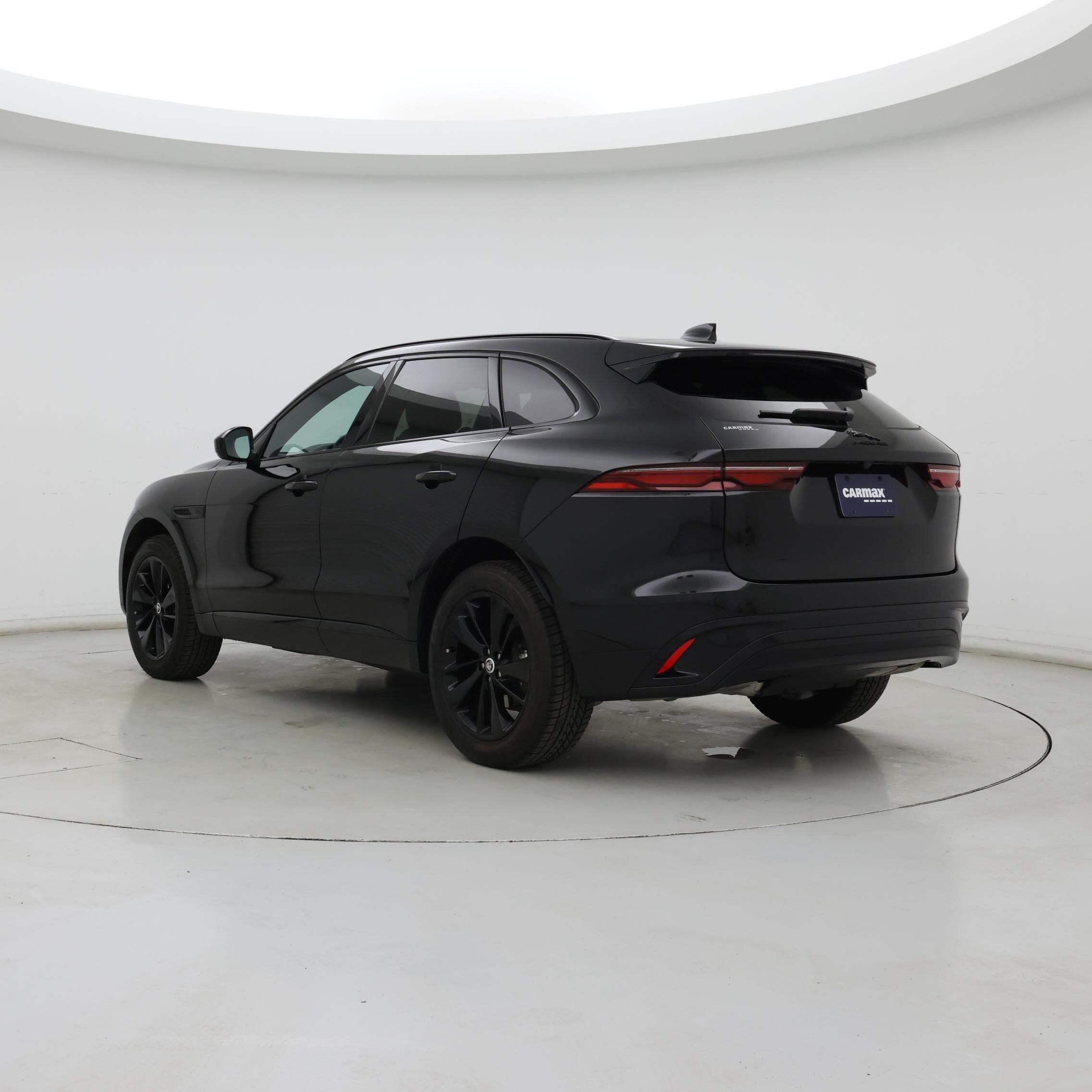 Thumbnail: 2024 Jaguar F-Pace - 2