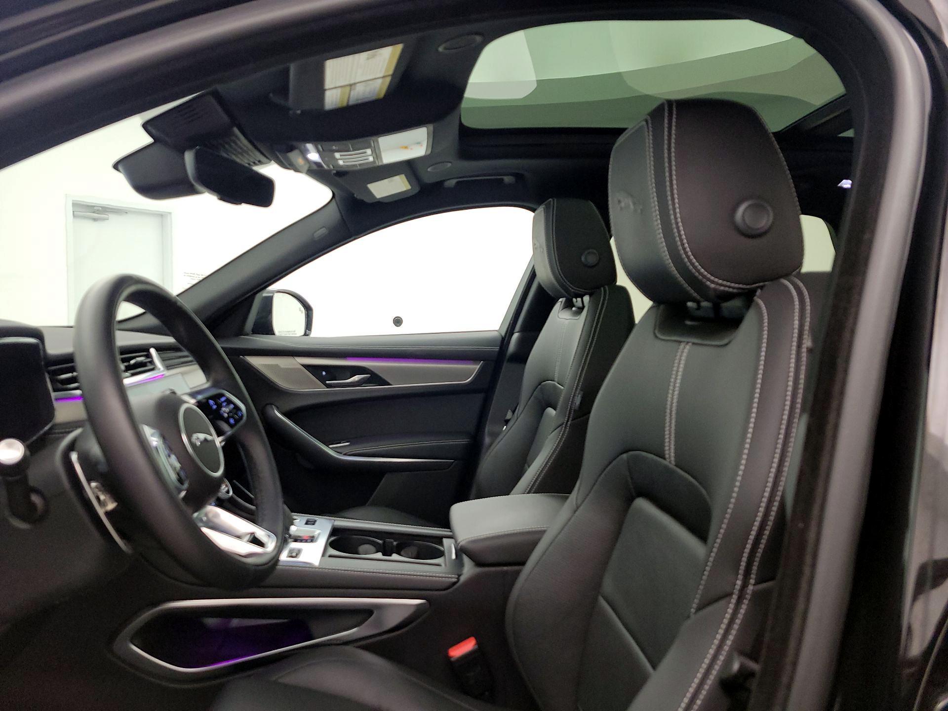 Thumbnail: 2024 Jaguar F-Pace - 20