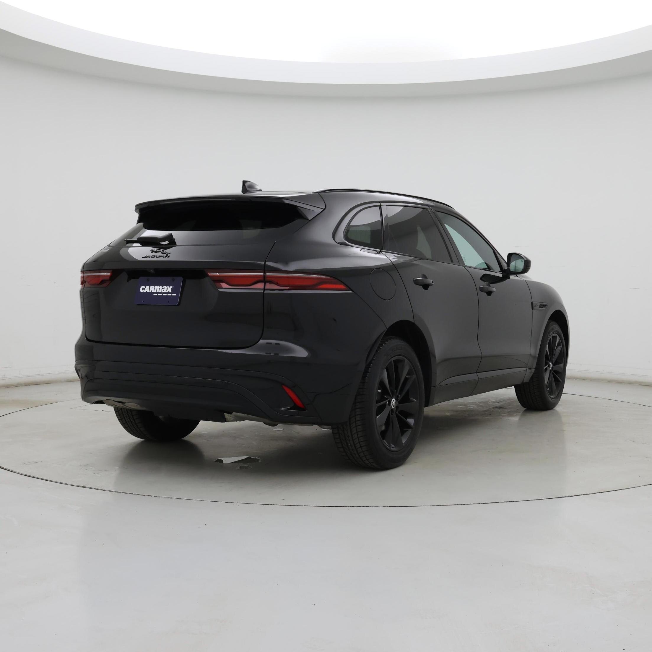 Thumbnail: 2024 Jaguar F-Pace - 8