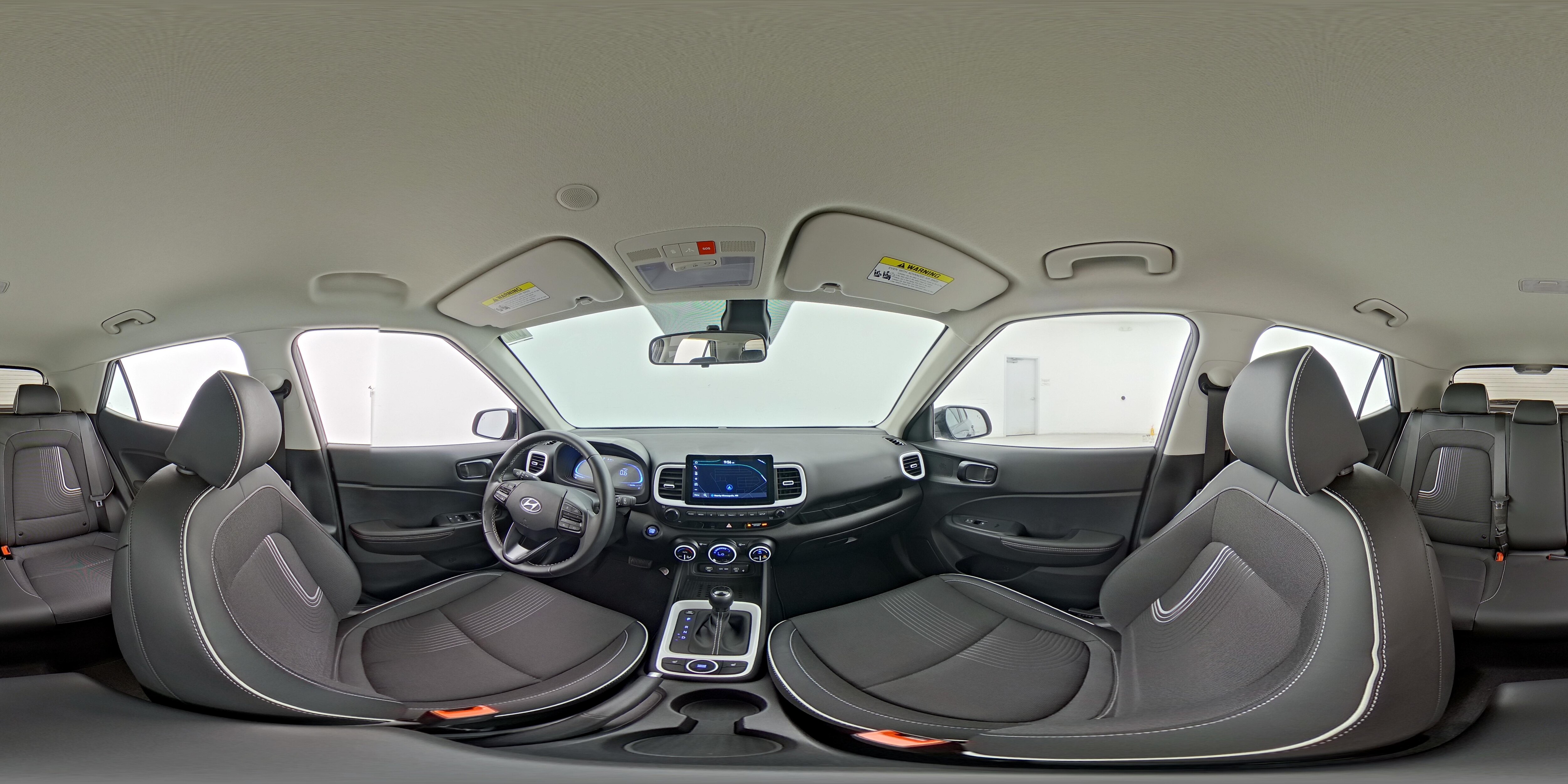 2024 Hyundai Venue Limited - Photo 25
